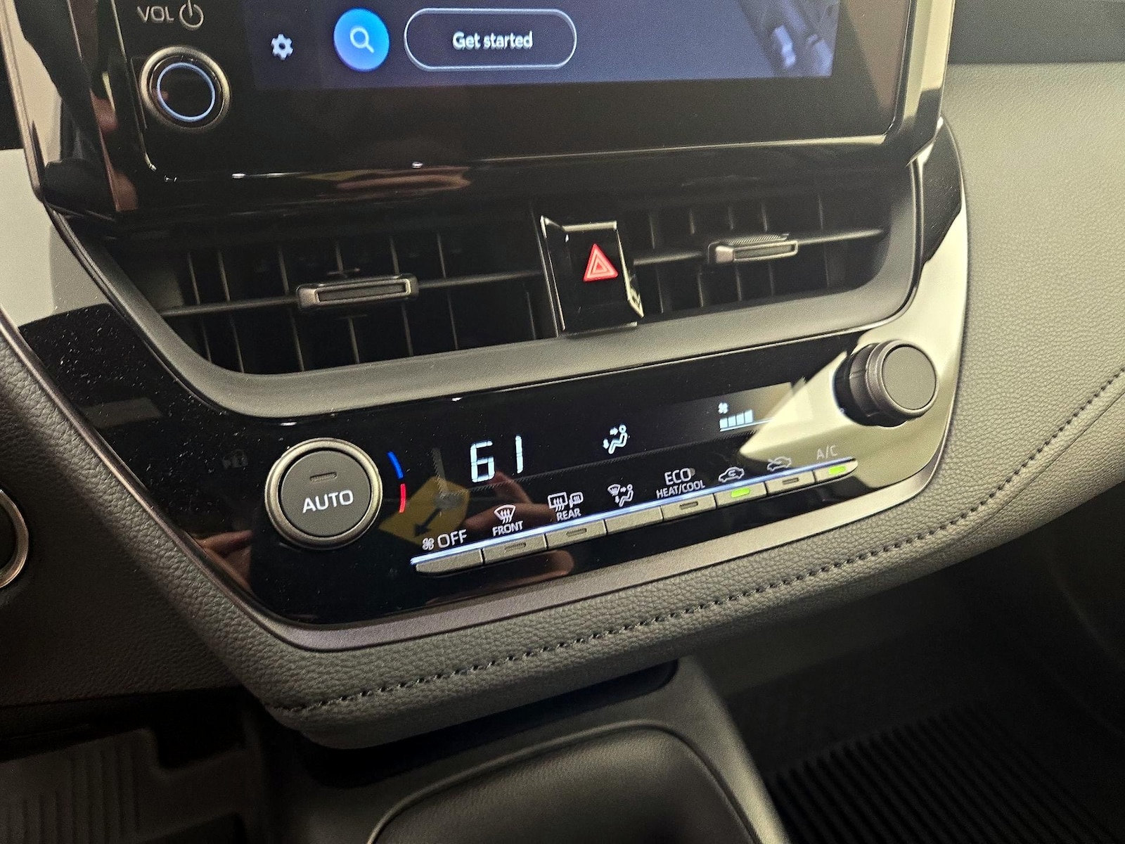 2025 Toyota GR Corolla Core - Photo 17