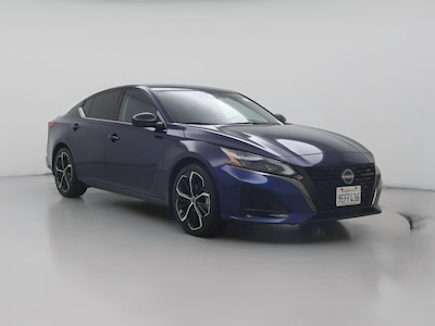 2023 Nissan Altima SR
