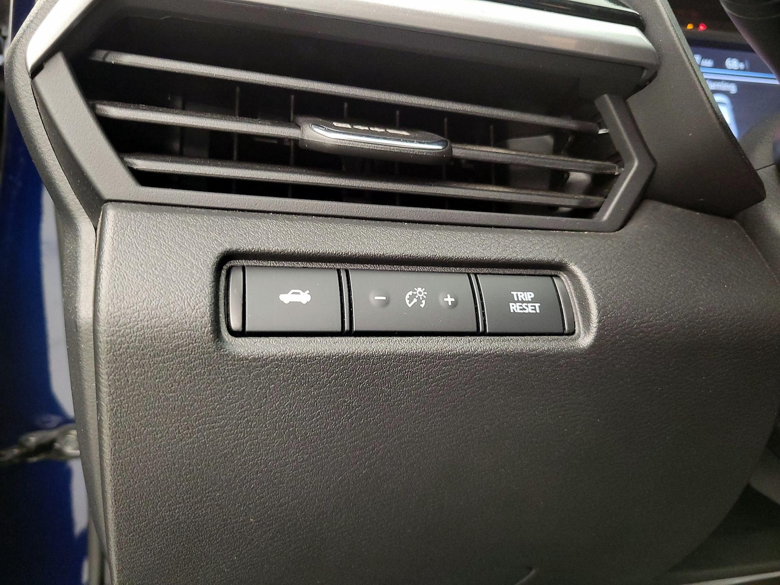 2023 Nissan Altima SR - Photo 14