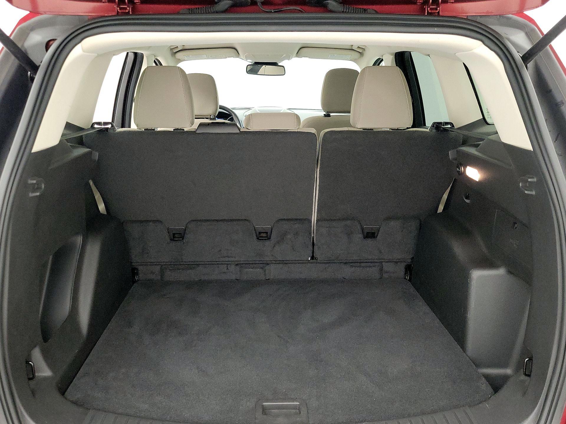 Thumbnail: 2019 Ford Escape - 20