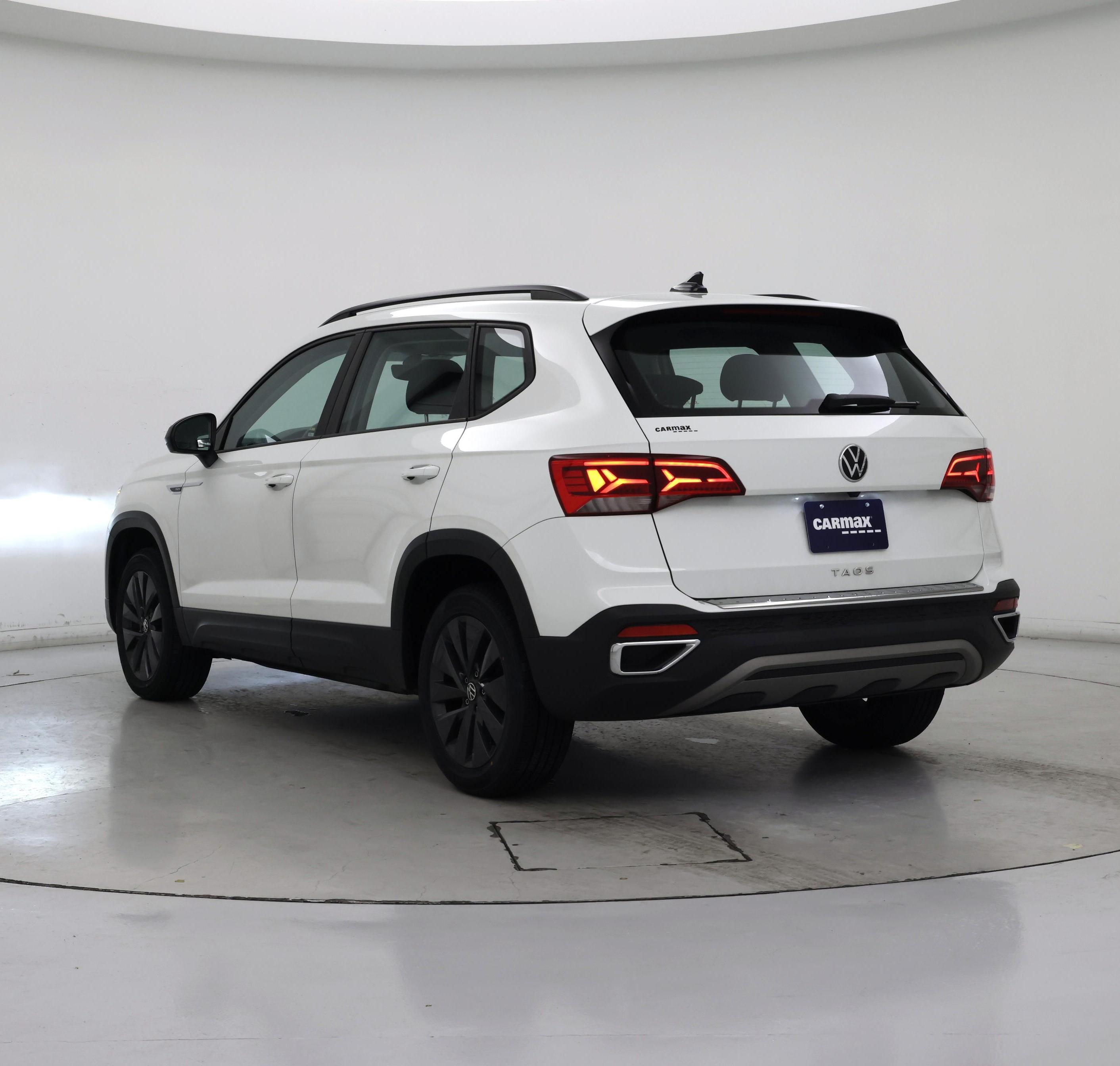 Thumbnail: 2023 Volkswagen Taos - 2