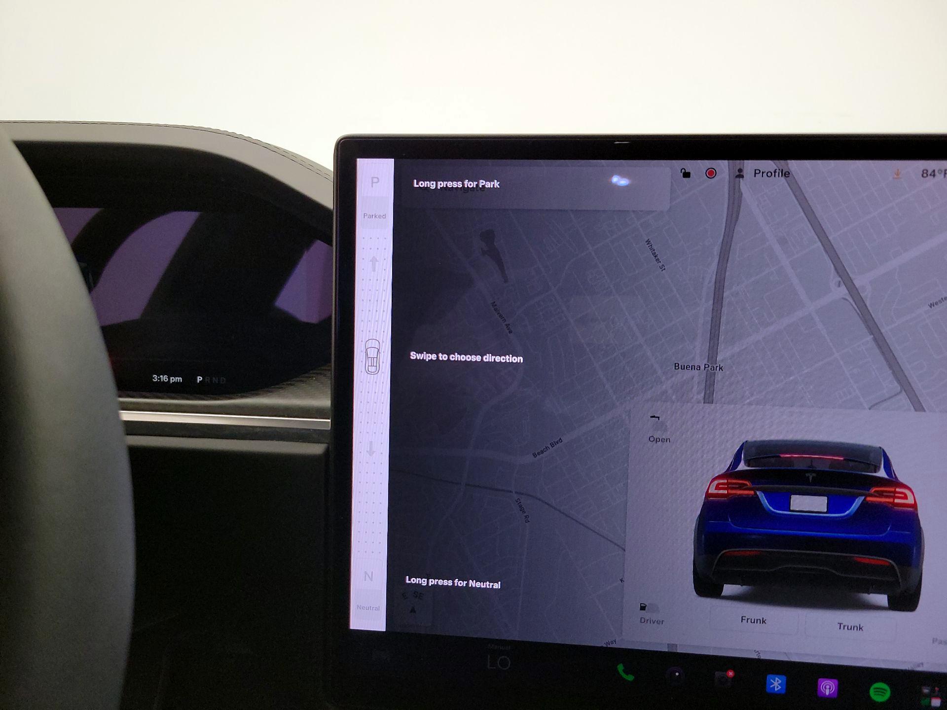 Thumbnail: 2022 Tesla Model X - 17