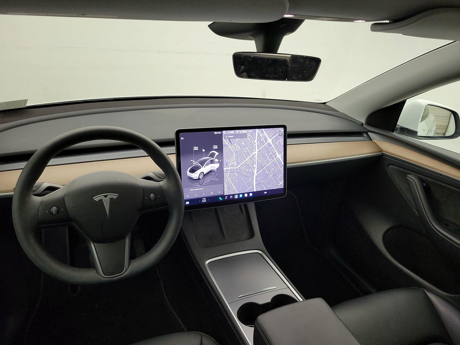 Thumbnail: 2024 Tesla Model Y - 9