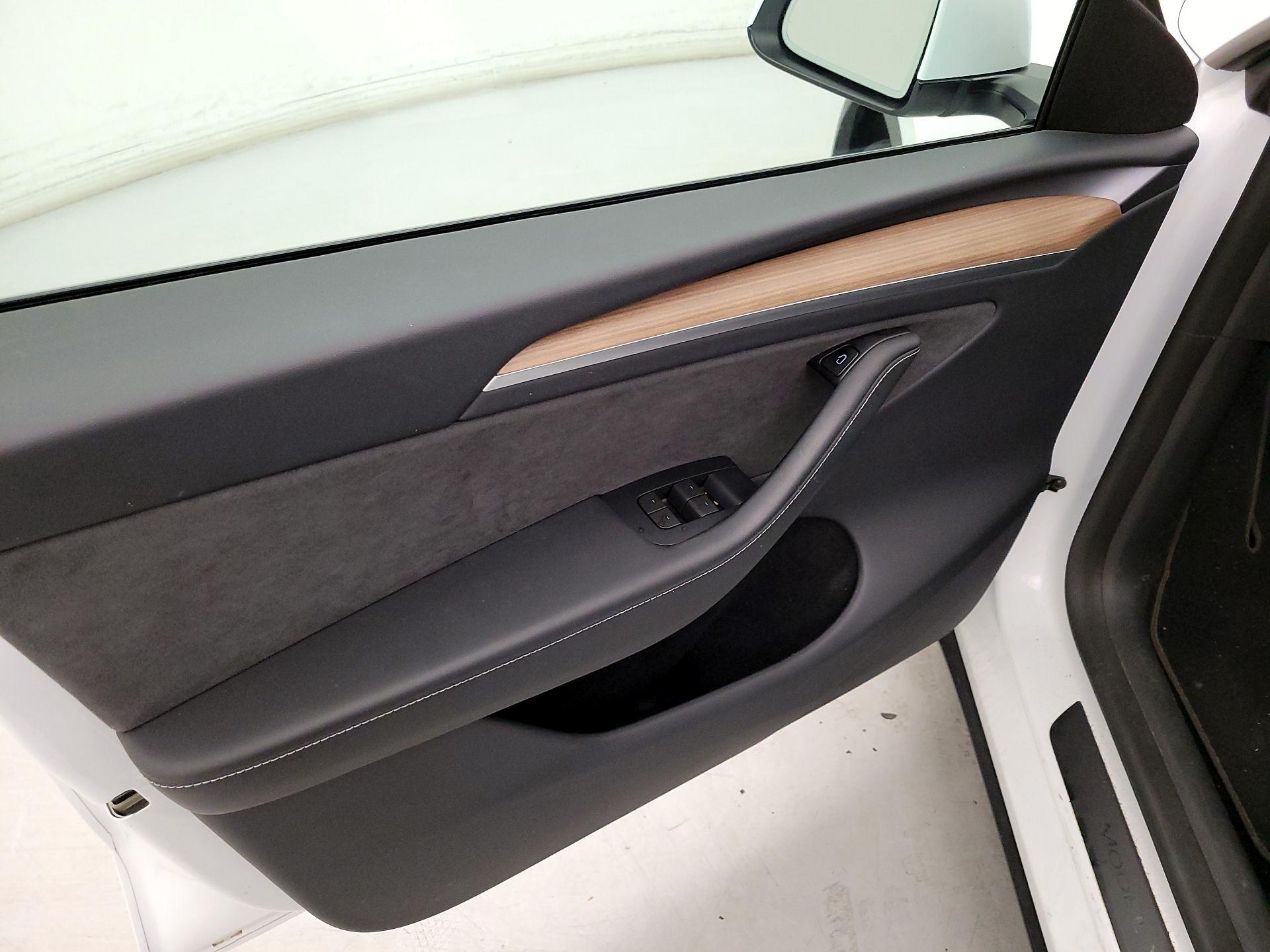 Thumbnail: 2024 Tesla Model Y - 12