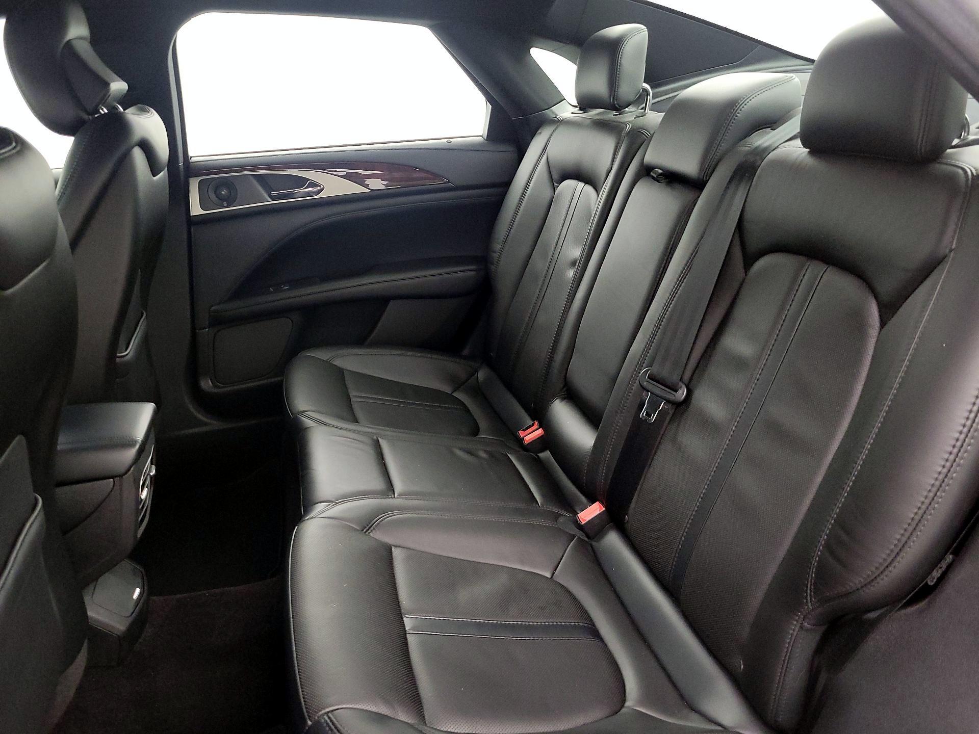 Thumbnail: 2017 Lincoln MKZ - 20