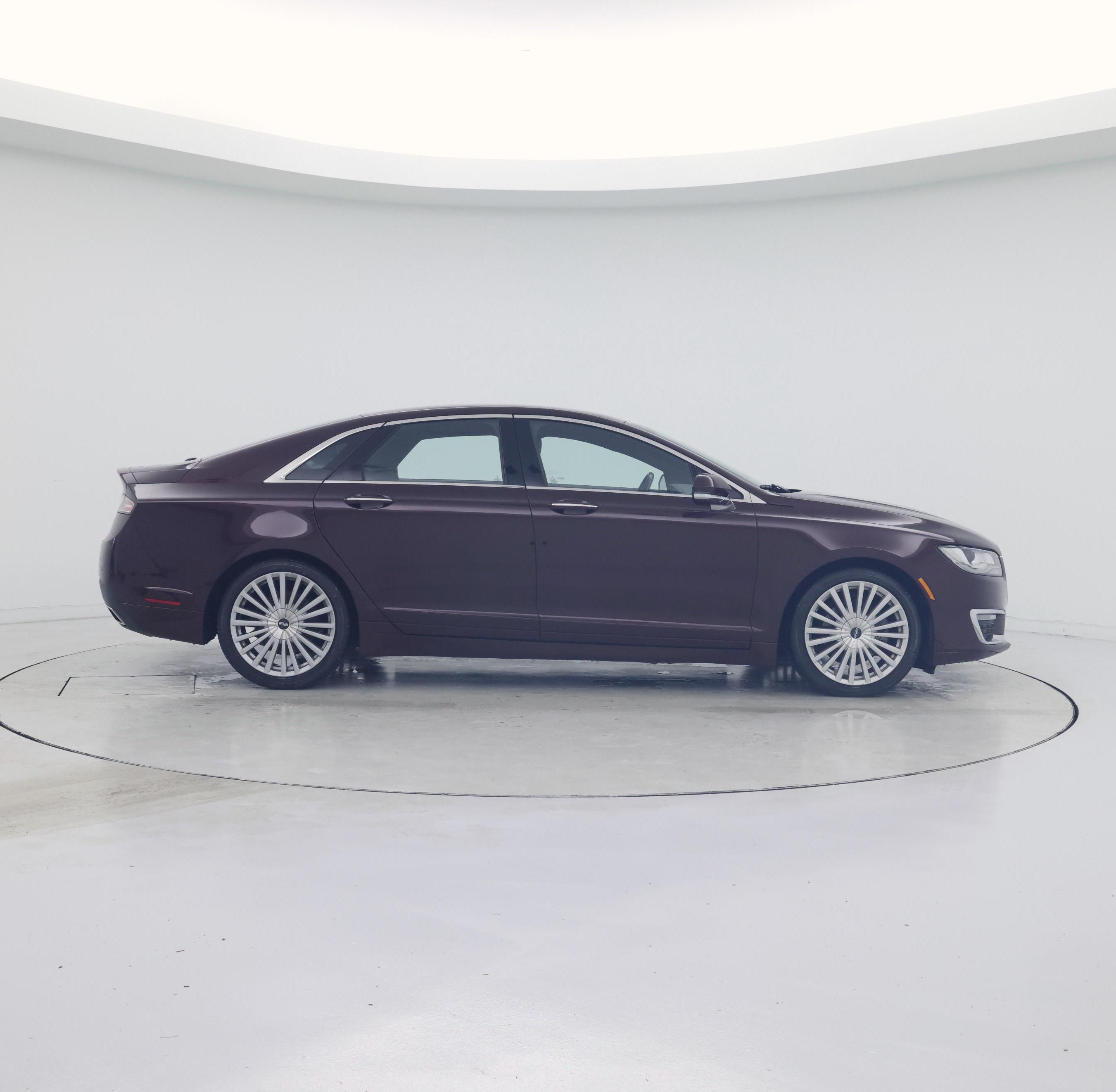 Thumbnail: 2017 Lincoln MKZ - 7