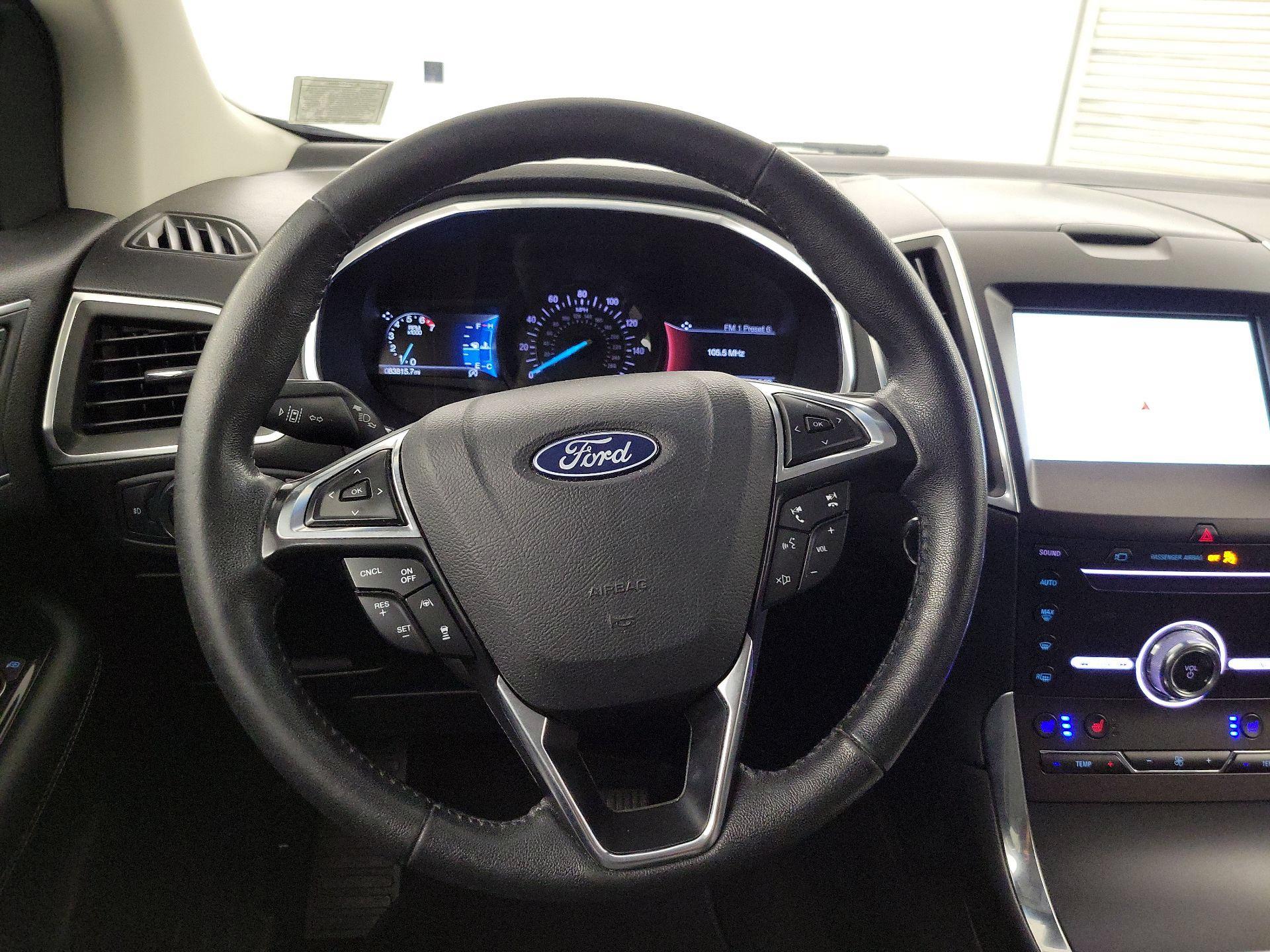 Thumbnail: 2019 Ford Edge - 10