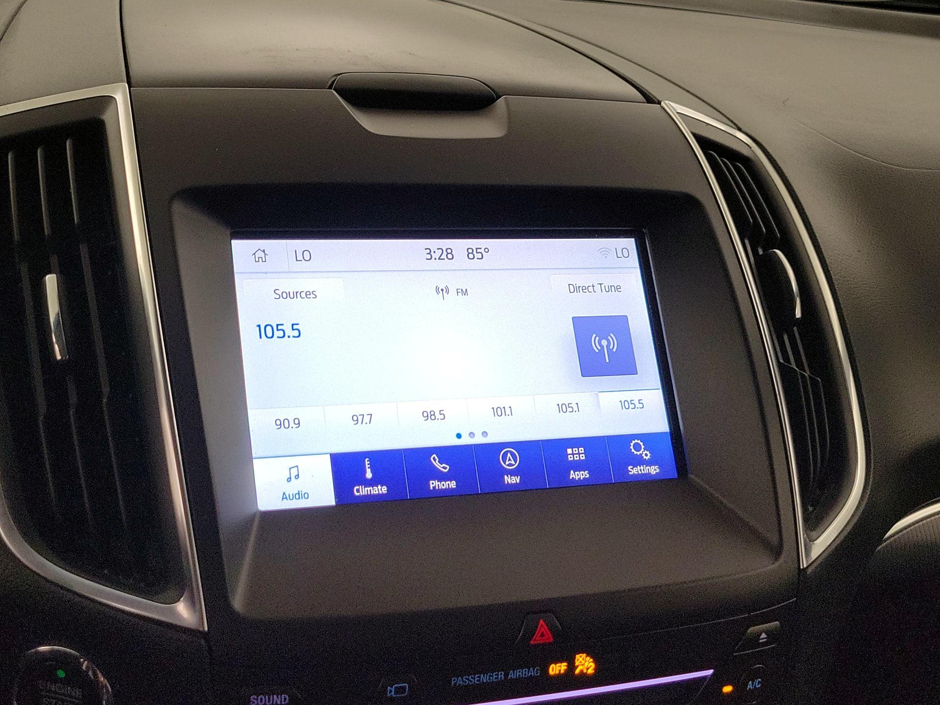 Thumbnail: 2019 Ford Edge - 16