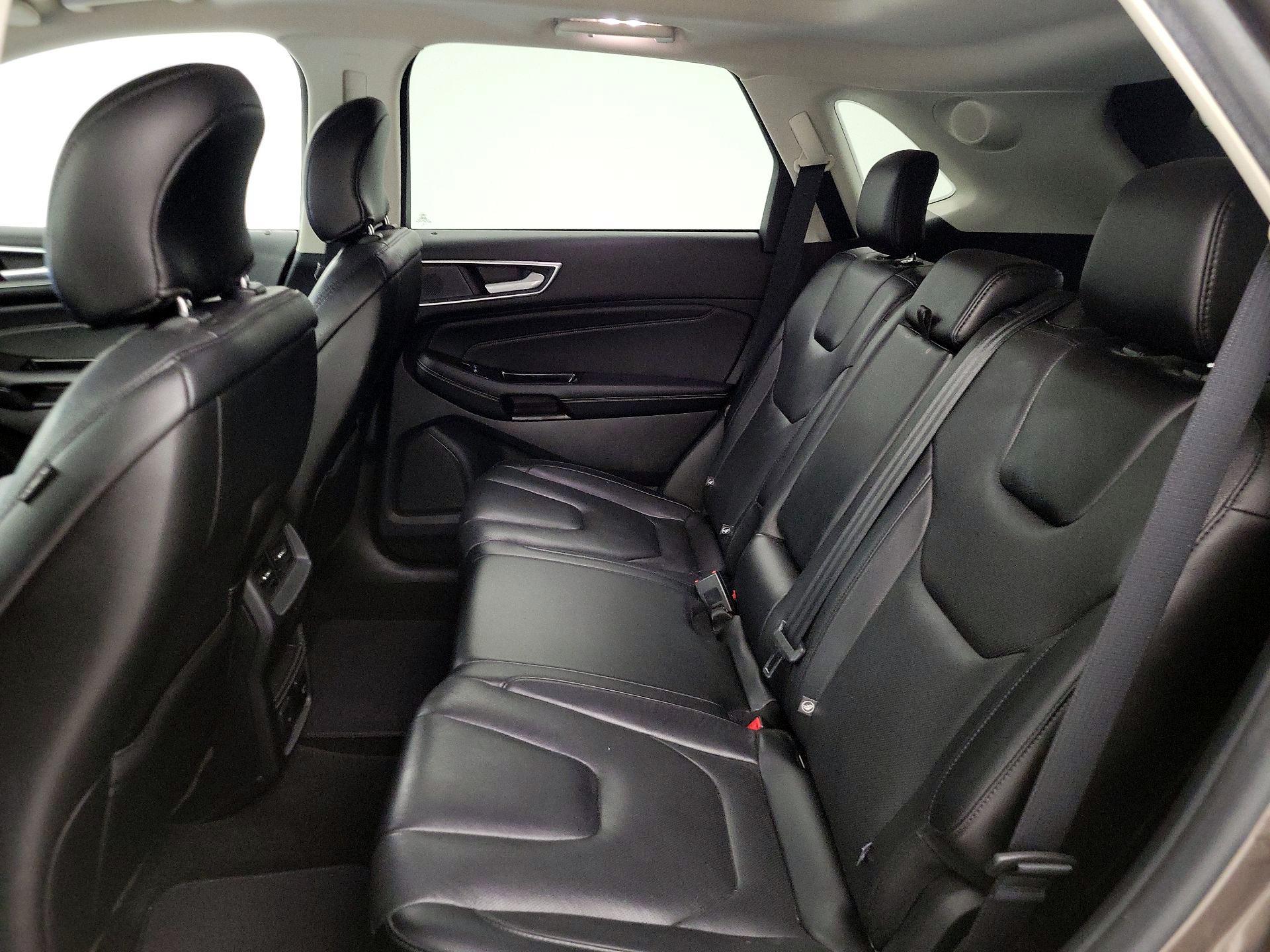 Thumbnail: 2019 Ford Edge - 20