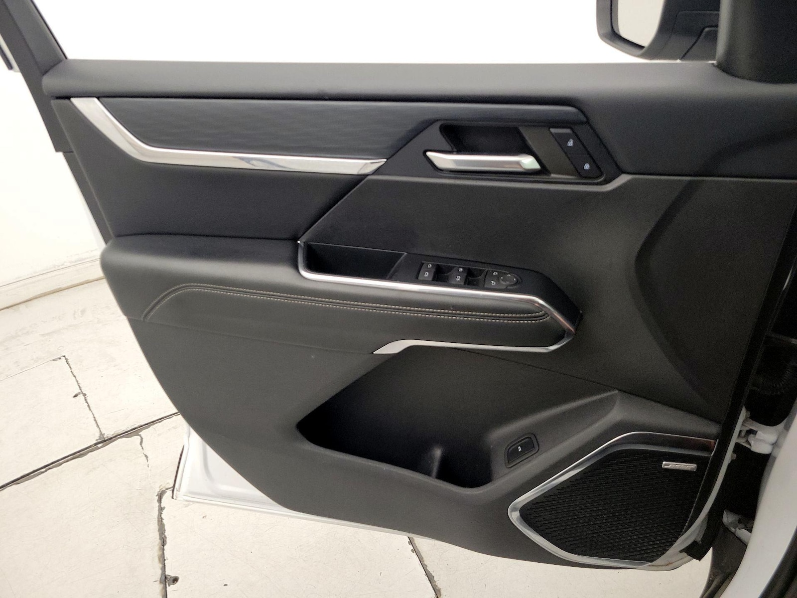 2024 GMC Acadia Elevation - Photo 13