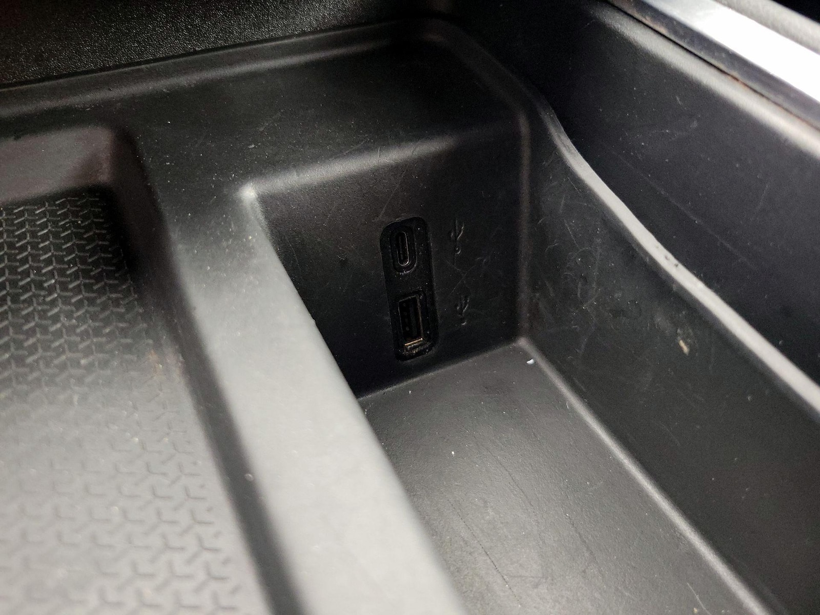 2024 GMC Acadia Elevation - Photo 19