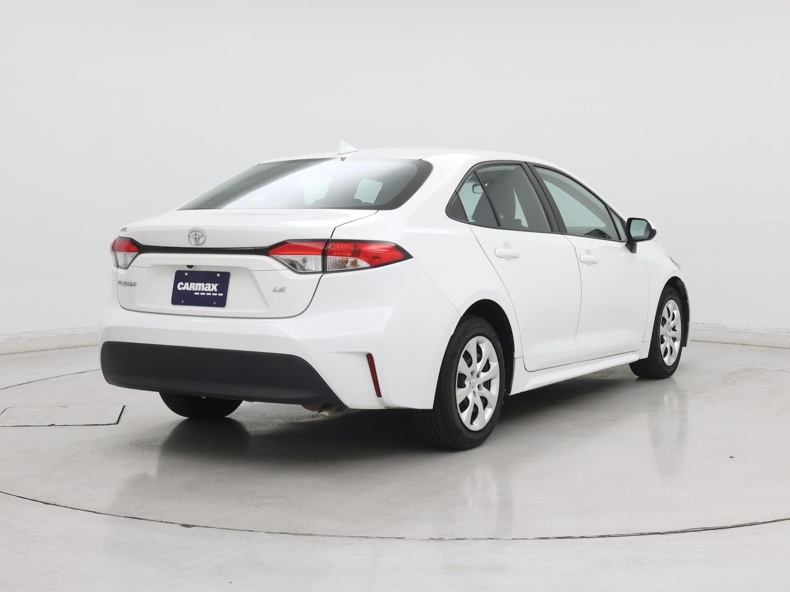 2023 Toyota Corolla LE - Photo 9