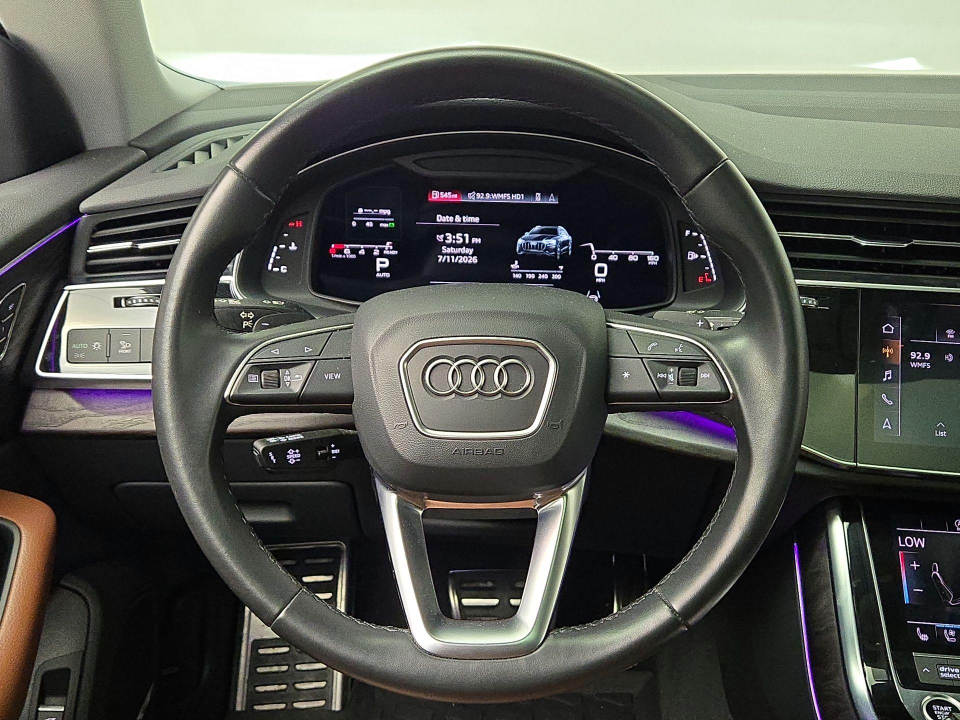 Thumbnail: 2022 Audi Q8 - 10
