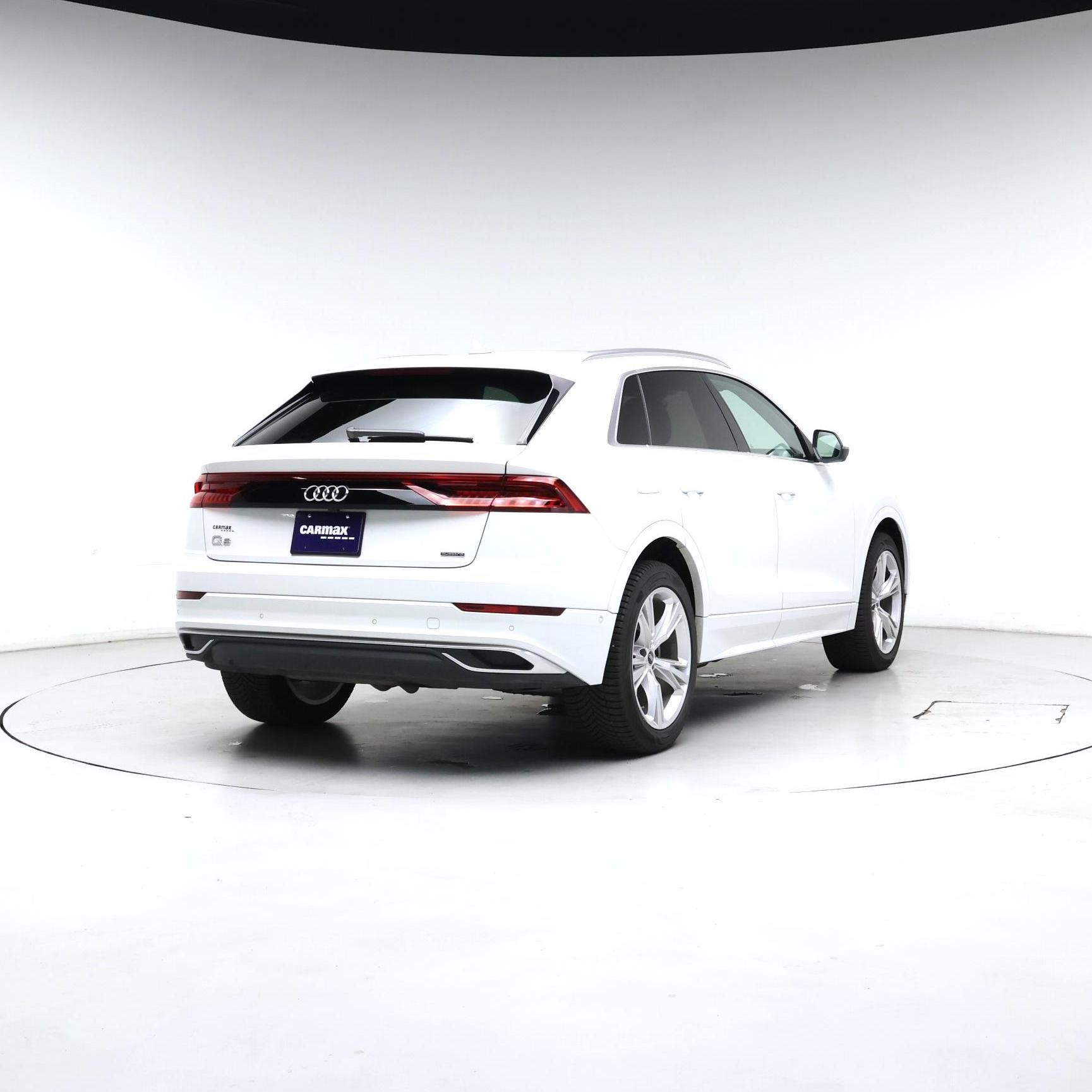 Thumbnail: 2022 Audi Q8 - 8