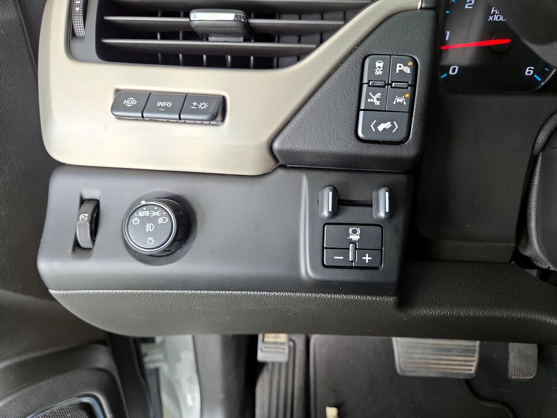 Thumbnail: 2019 GMC Yukon XL - 13