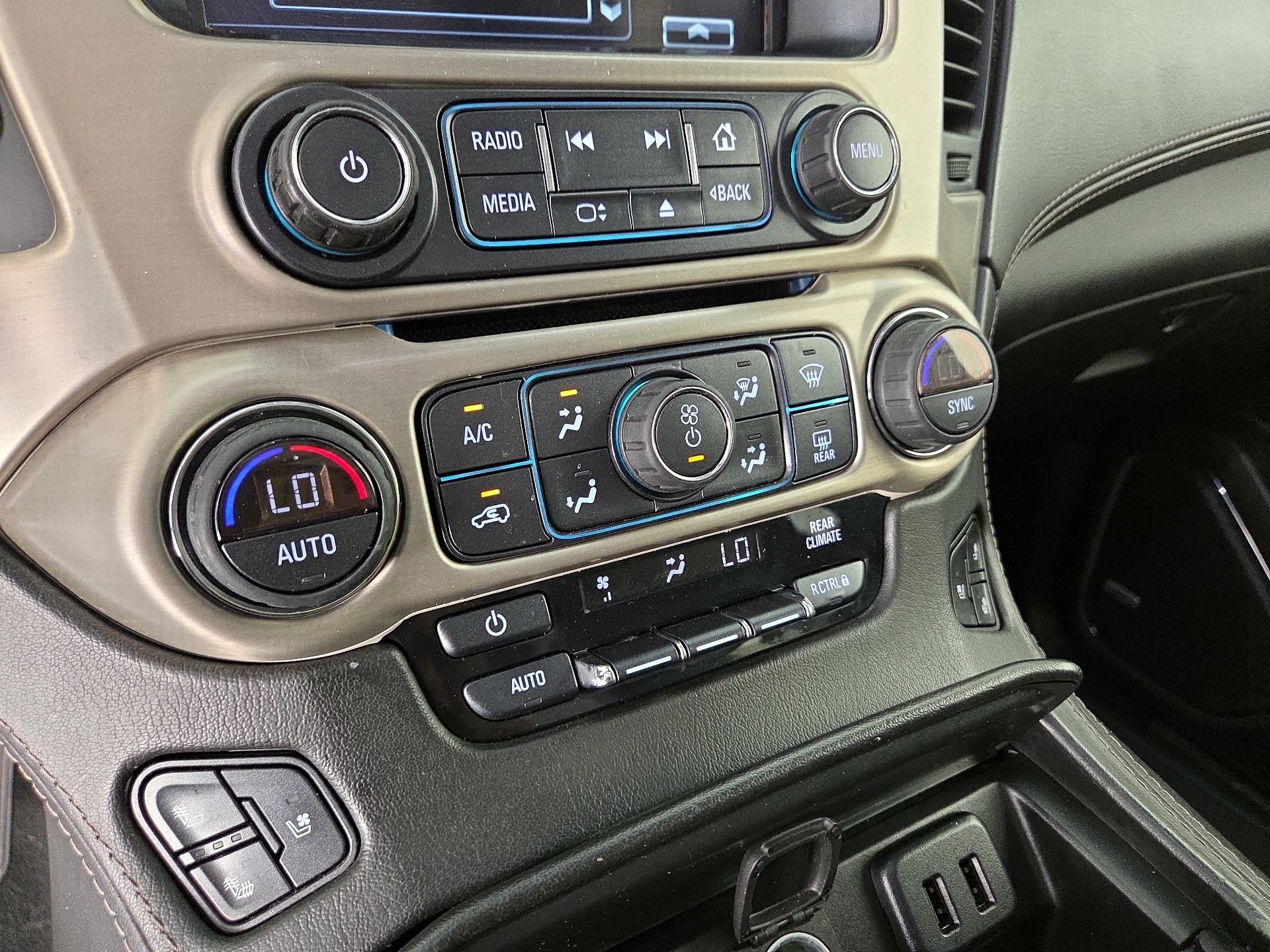 Thumbnail: 2019 GMC Yukon XL - 16