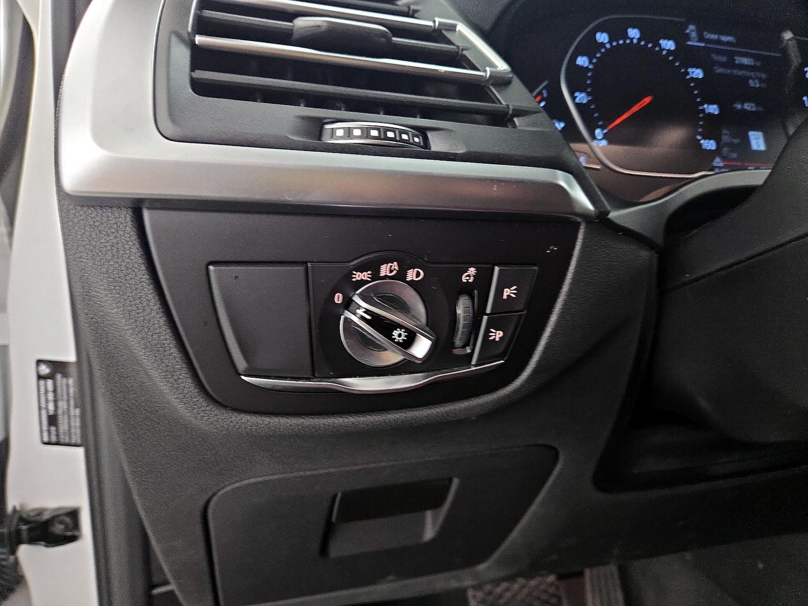 2022 BMW X3 30i - Photo 14
