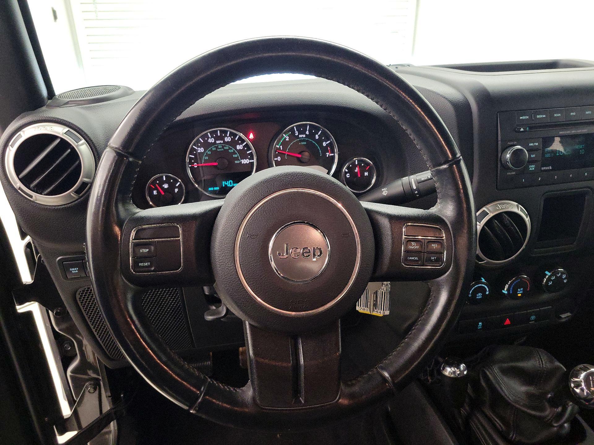 Thumbnail: 2017 Jeep Wrangler - 10