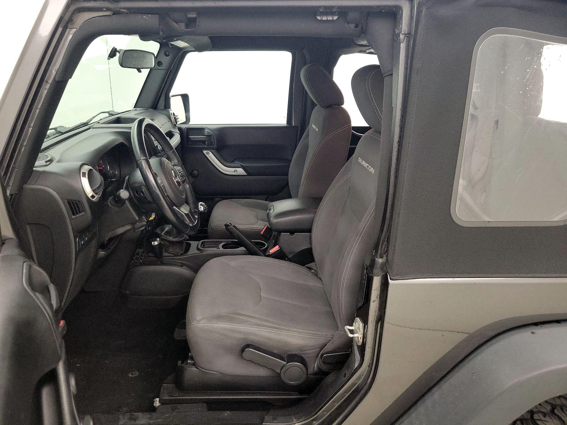 Thumbnail: 2017 Jeep Wrangler - 11