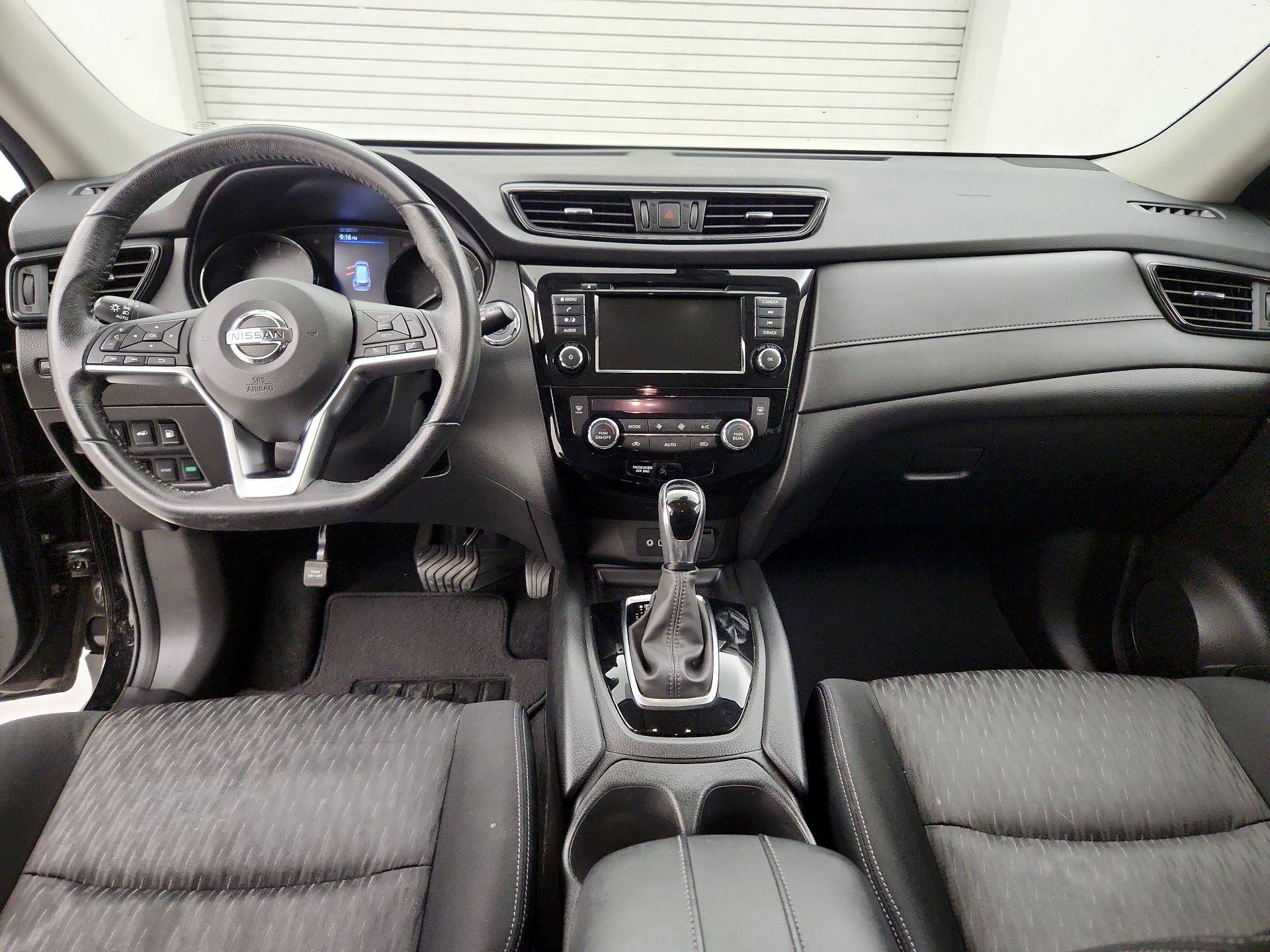 Thumbnail: 2019 Nissan Rogue - 9