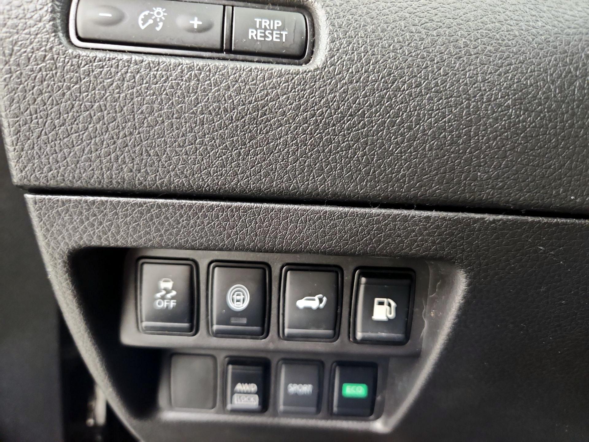 Thumbnail: 2019 Nissan Rogue - 13