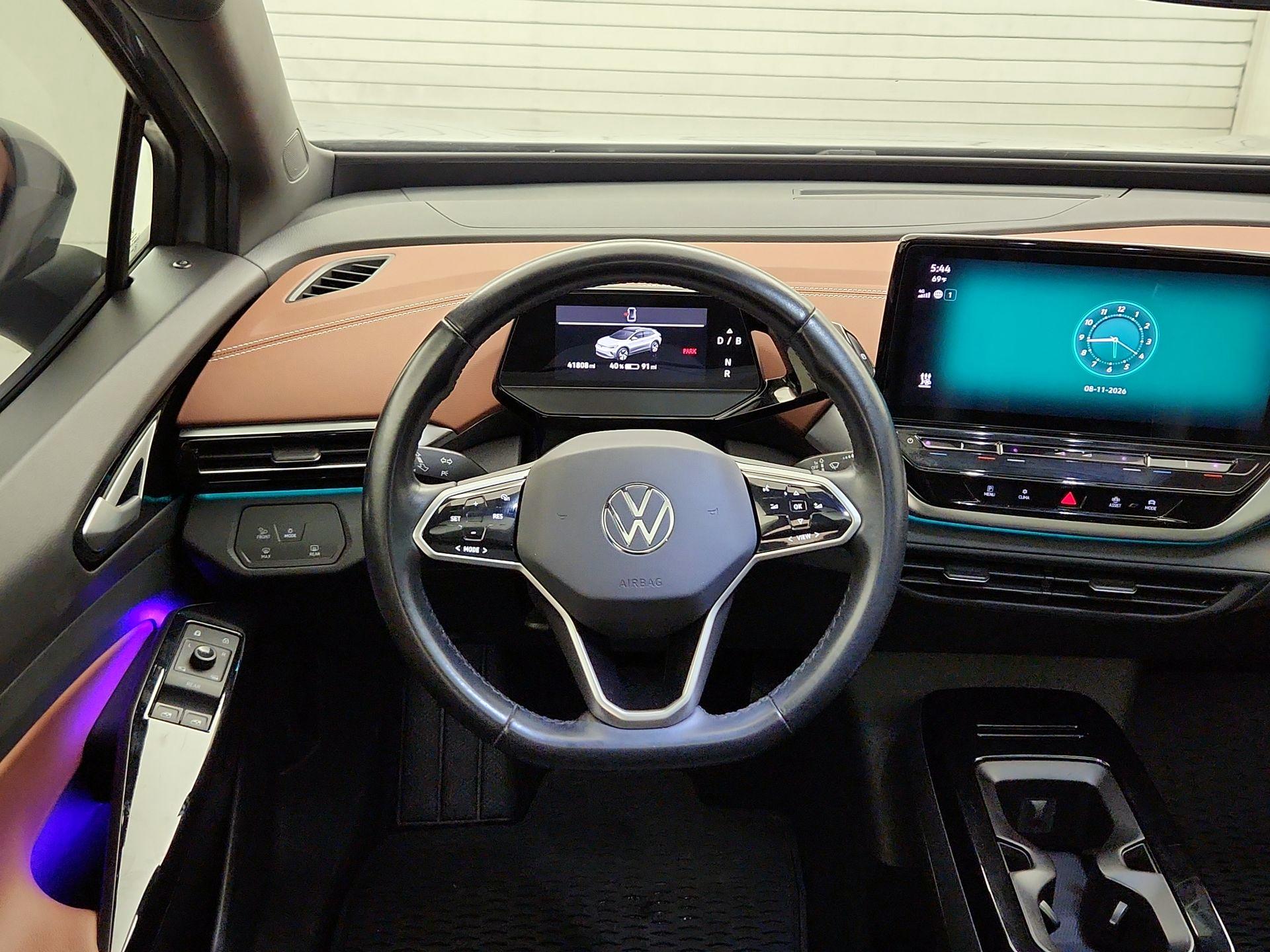 Thumbnail: 2021 Volkswagen ID.4 - 10