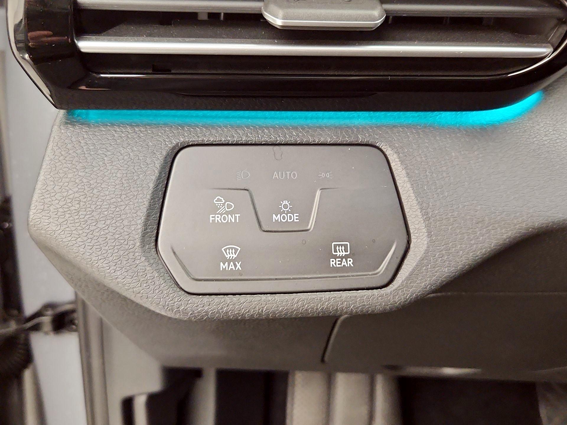 Thumbnail: 2021 Volkswagen ID.4 - 13