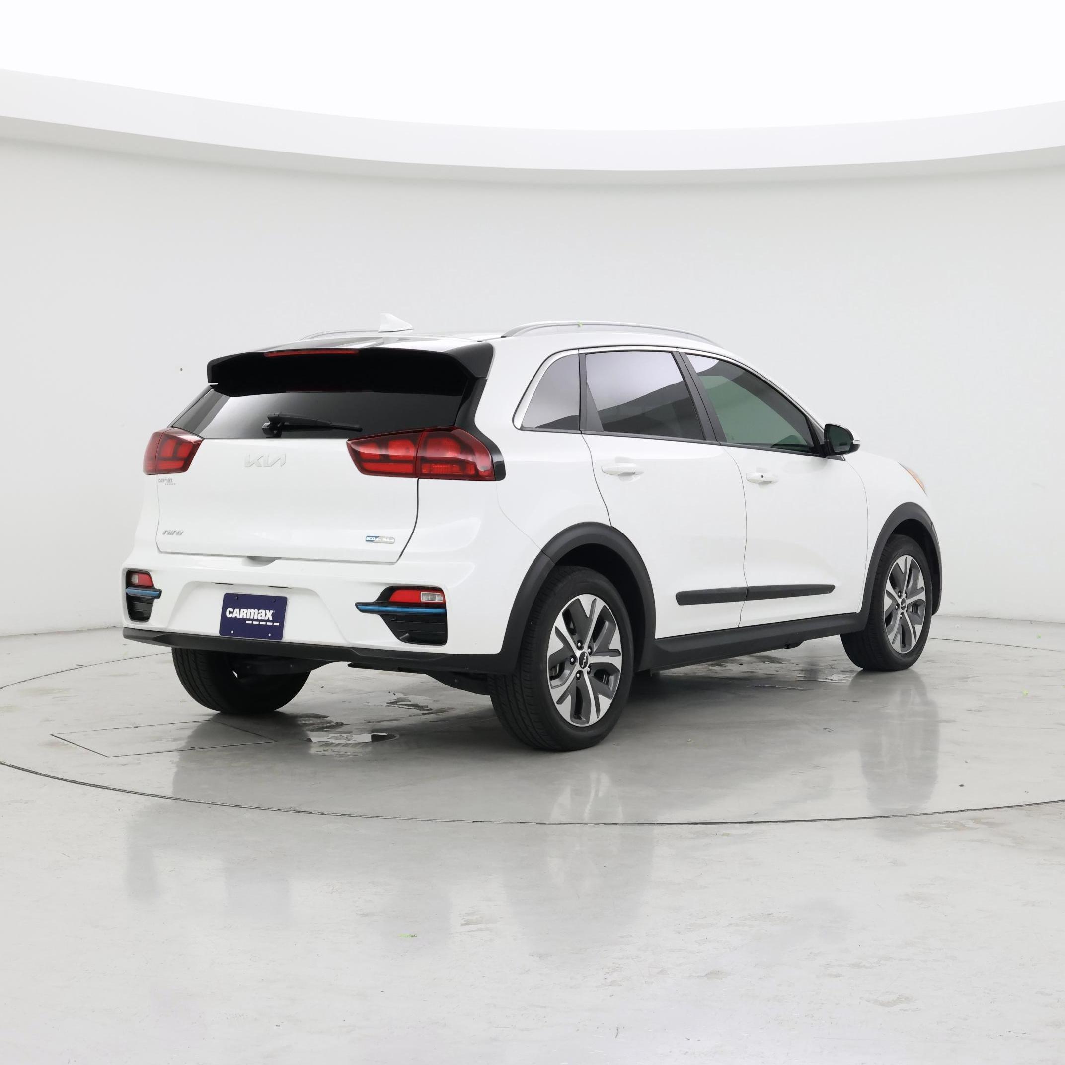 Thumbnail: 2022 Kia Niro - 8