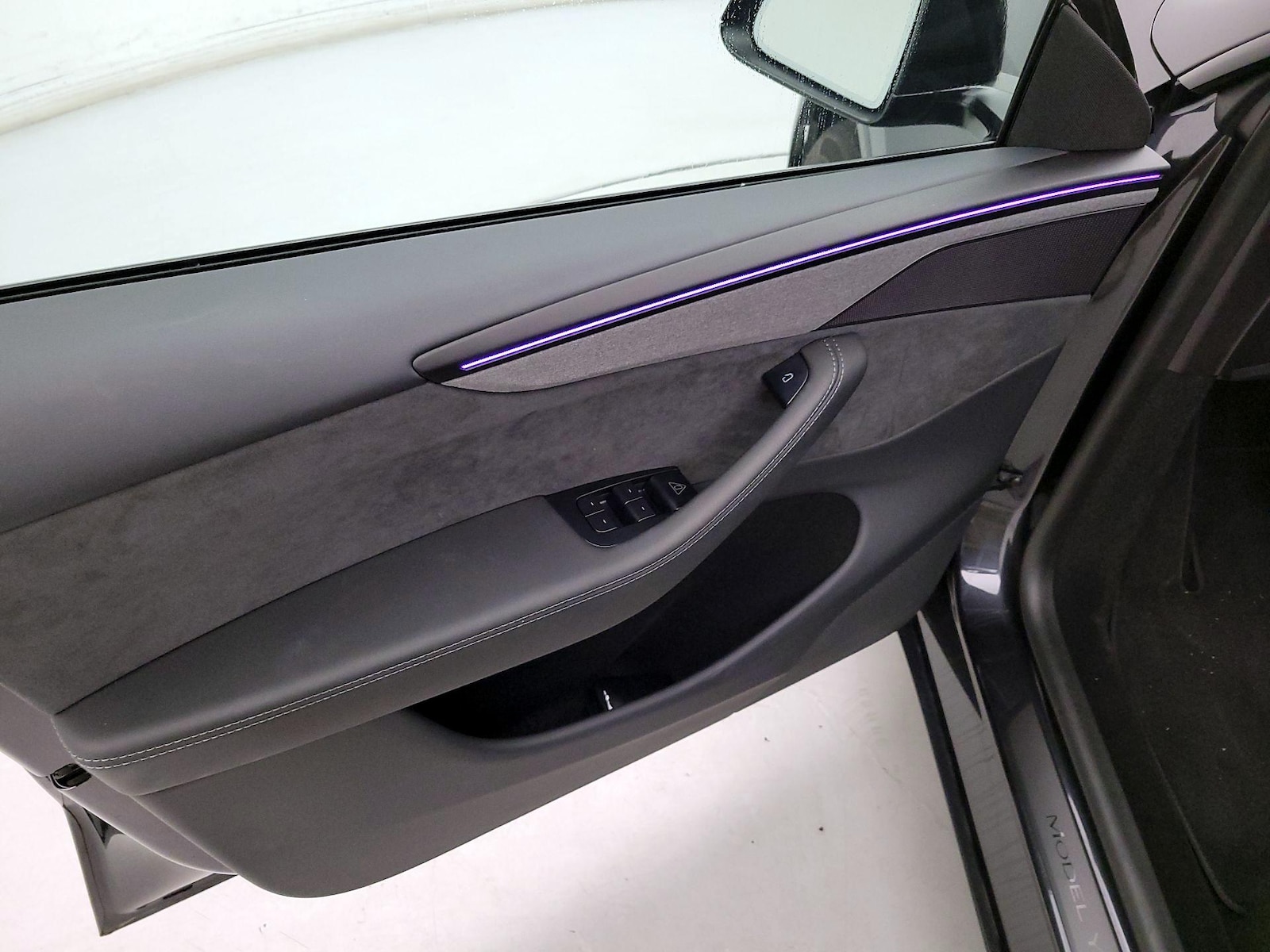 2026 Tesla Model Y Long Range - Photo 13
