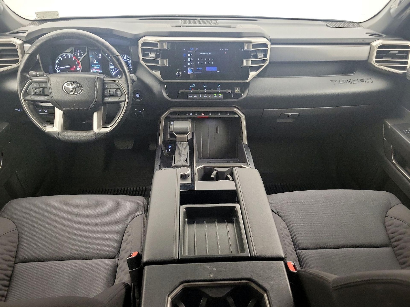 2026 Toyota Tundra SR5 - Photo 10