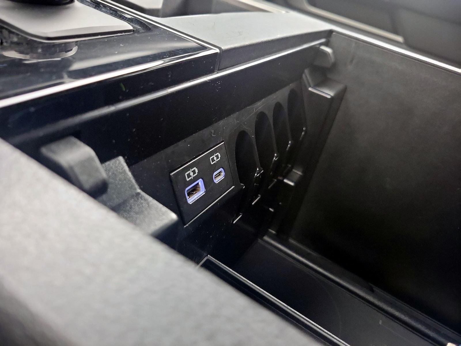 2026 Toyota Tundra SR5 - Photo 19