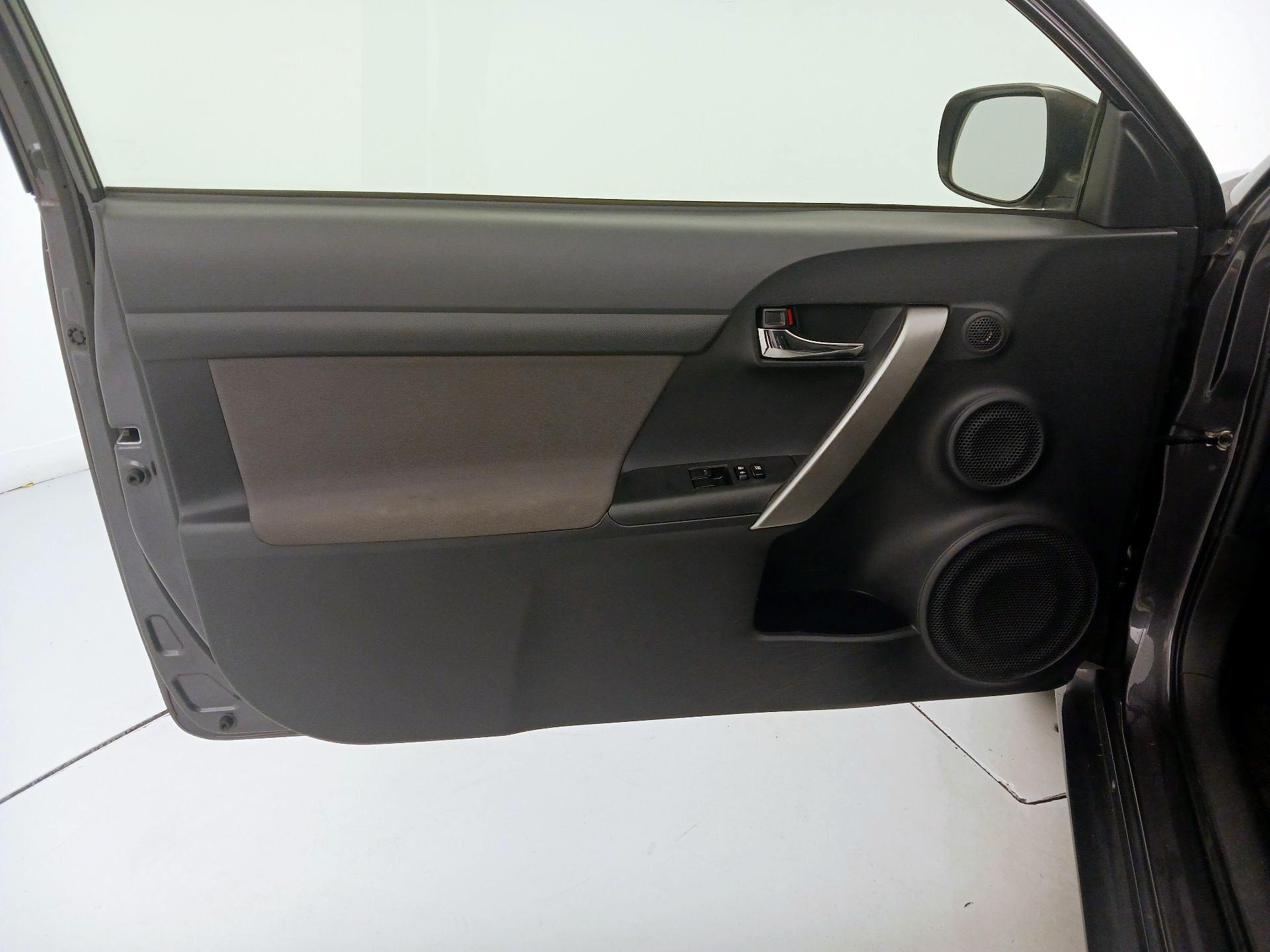 Thumbnail: 2016 Scion tC - 12