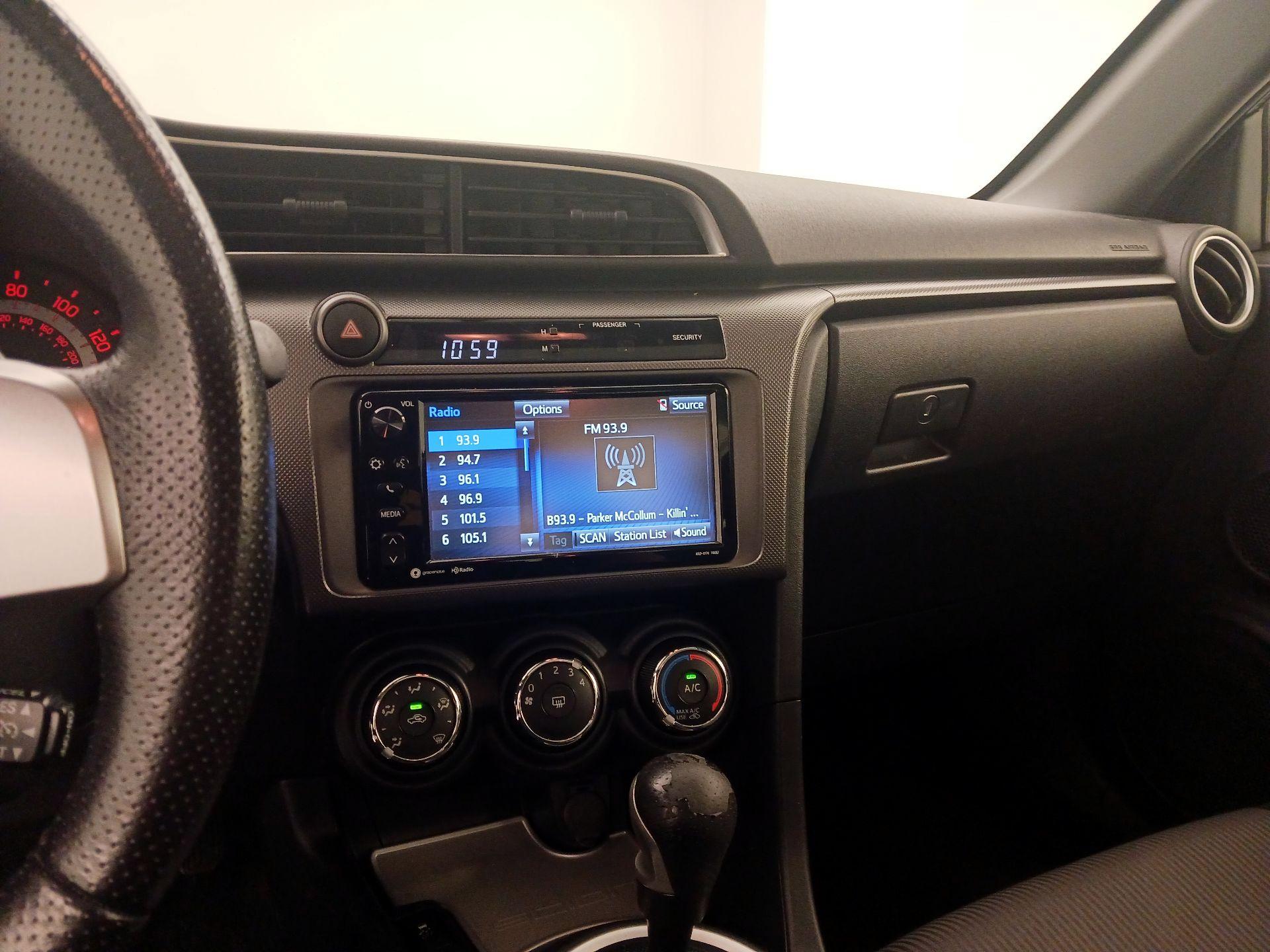 Thumbnail: 2016 Scion tC - 14