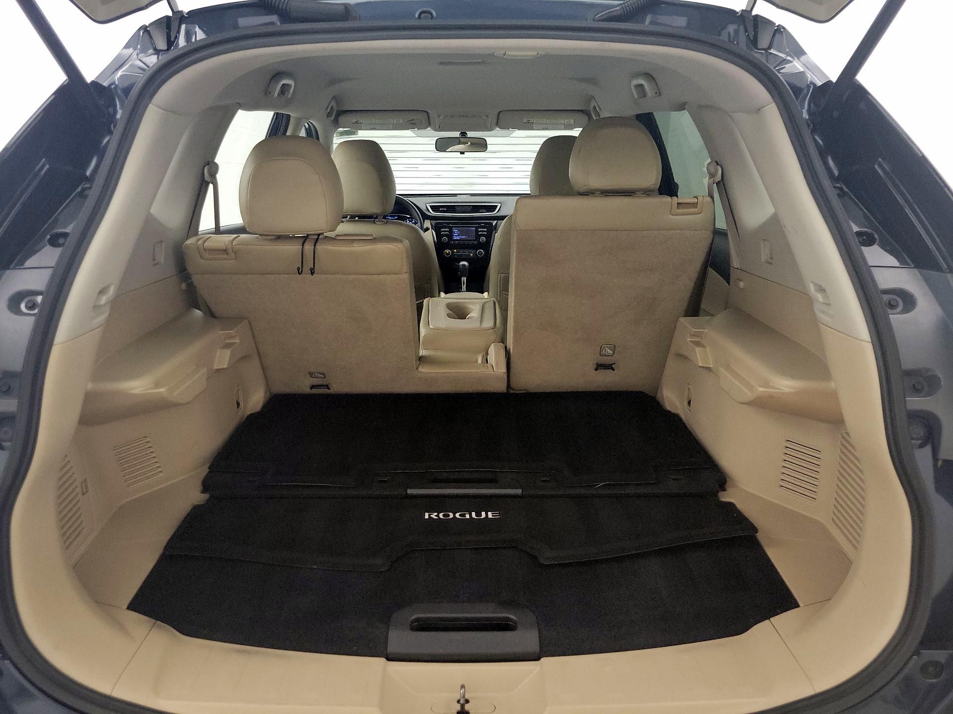 Thumbnail: 2016 Nissan Rogue - 20