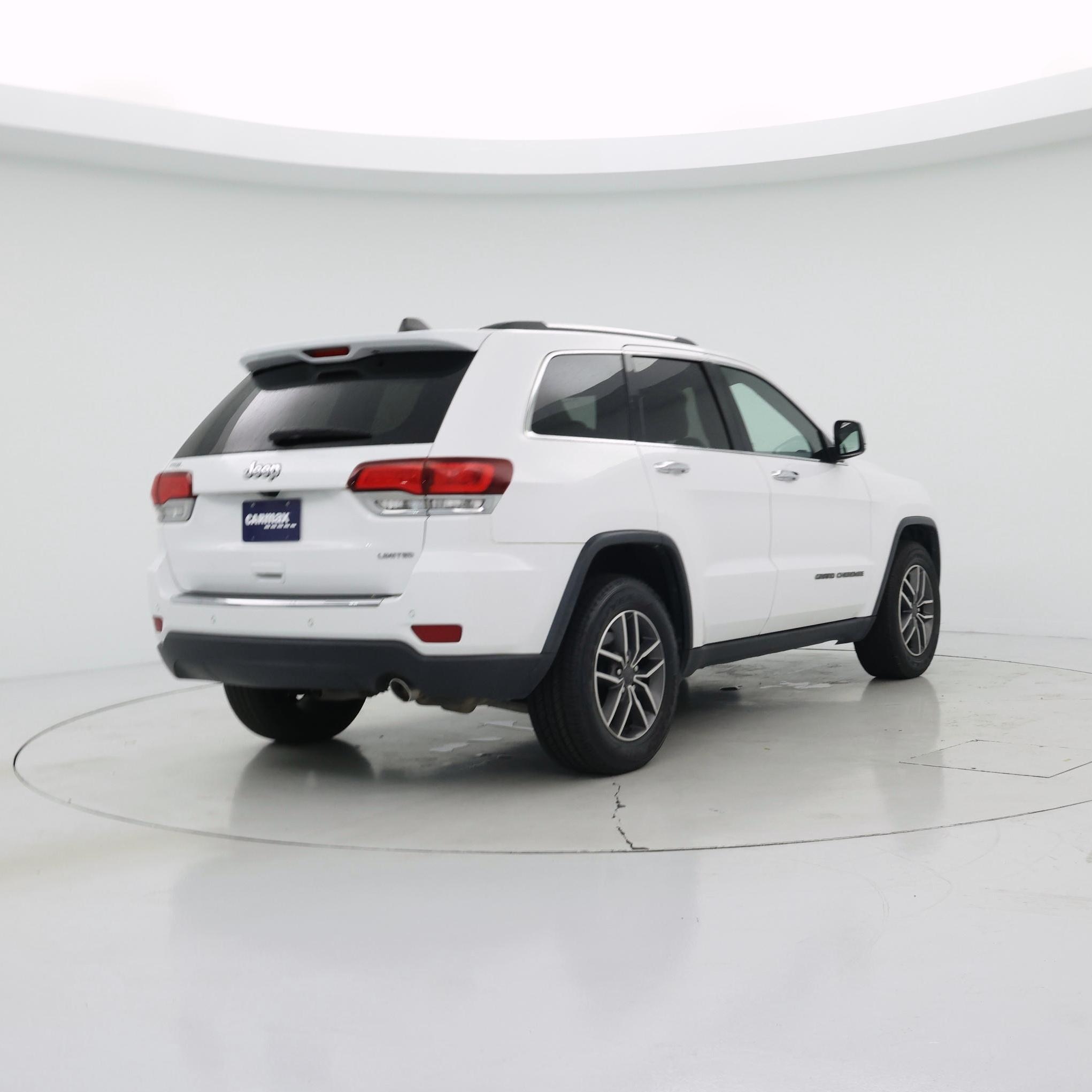 Thumbnail: 2020 Jeep Grand Cherokee - 8