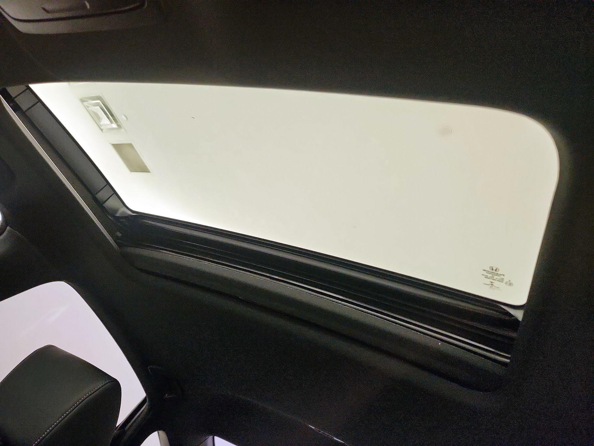 Thumbnail: 2019 Honda Accord - 19