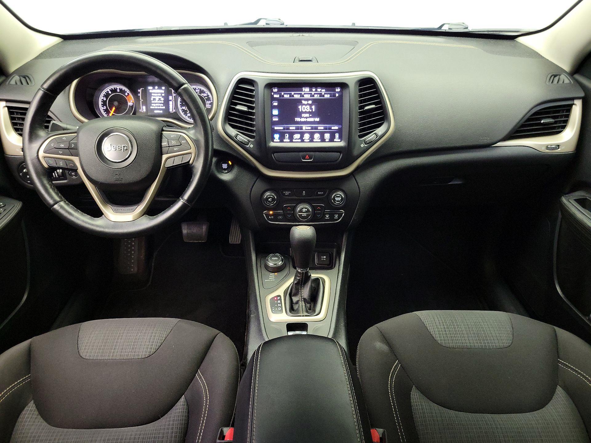 Thumbnail: 2016 Jeep Cherokee - 9