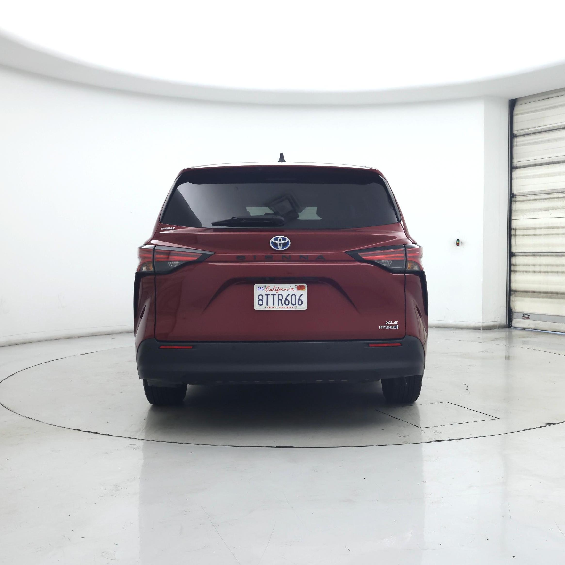 Thumbnail: 2021 Toyota Sienna - 6