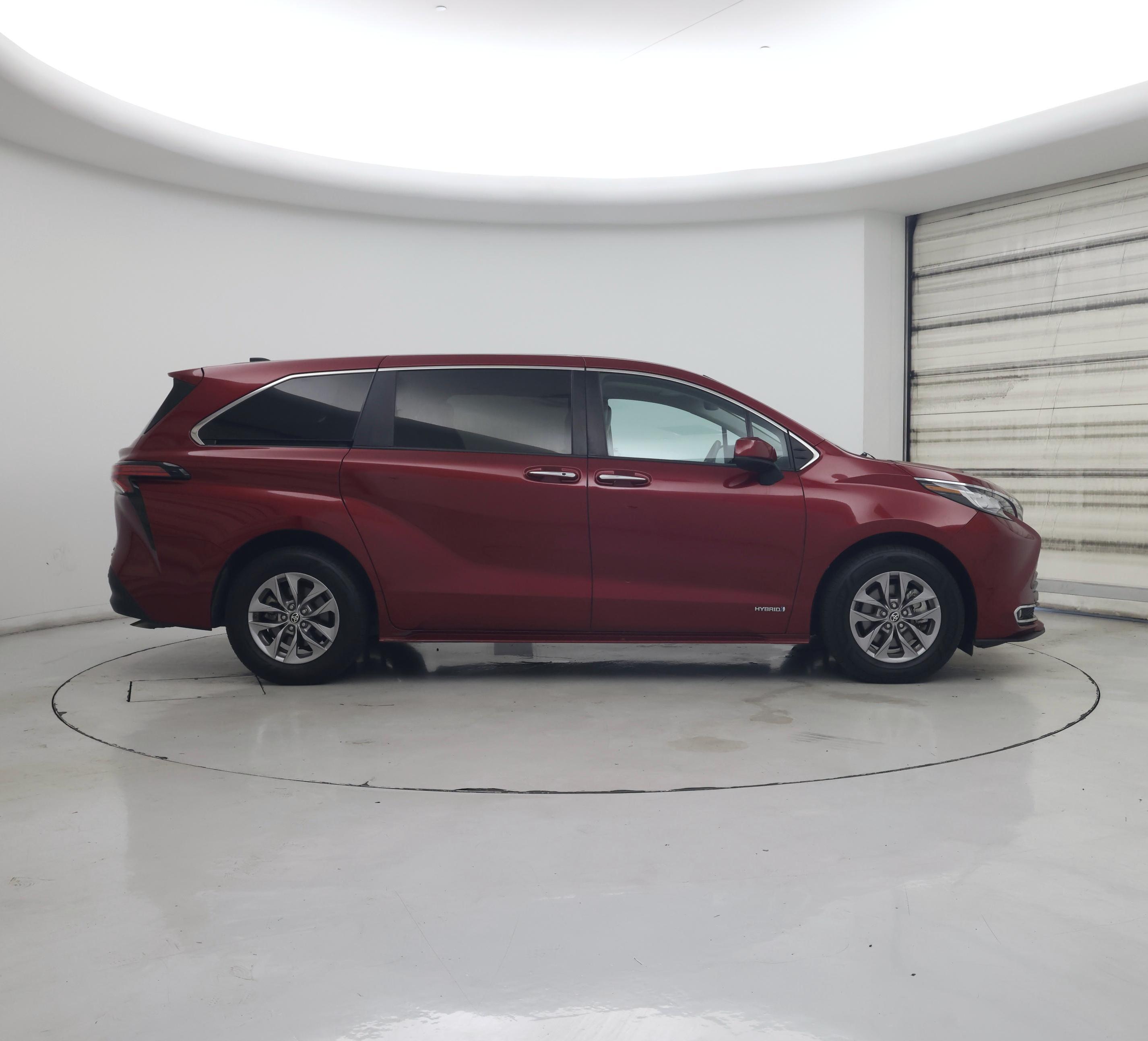 Thumbnail: 2021 Toyota Sienna - 7