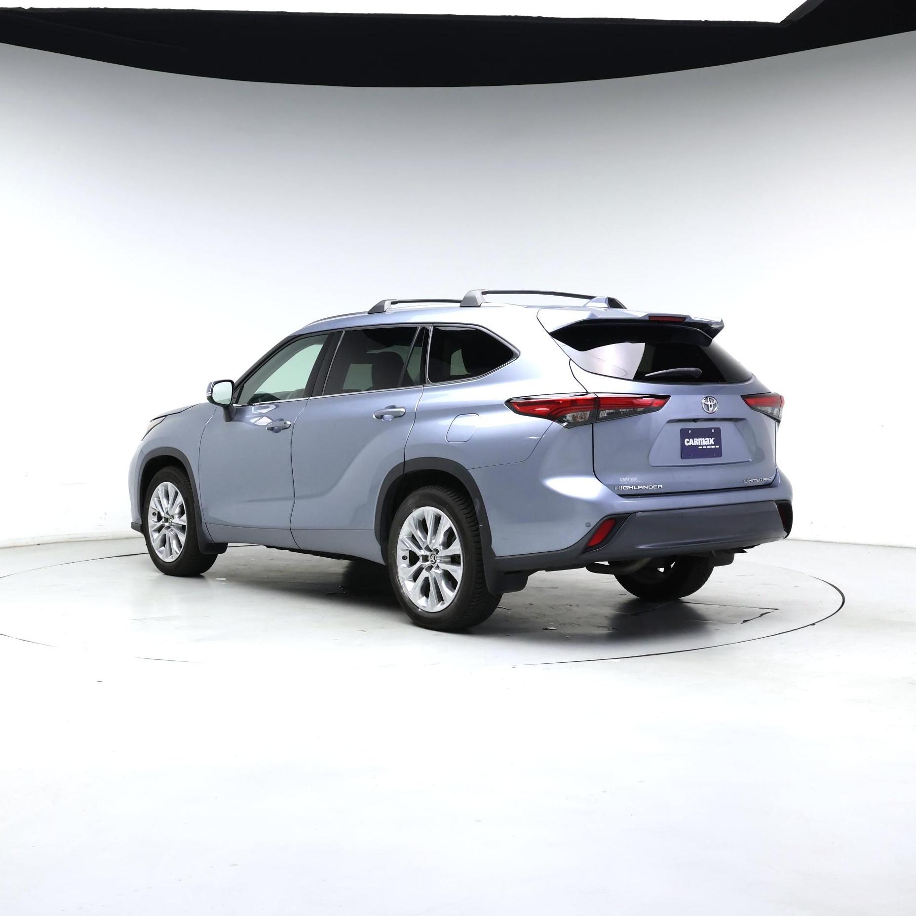 Thumbnail: 2020 Toyota Highlander - 2