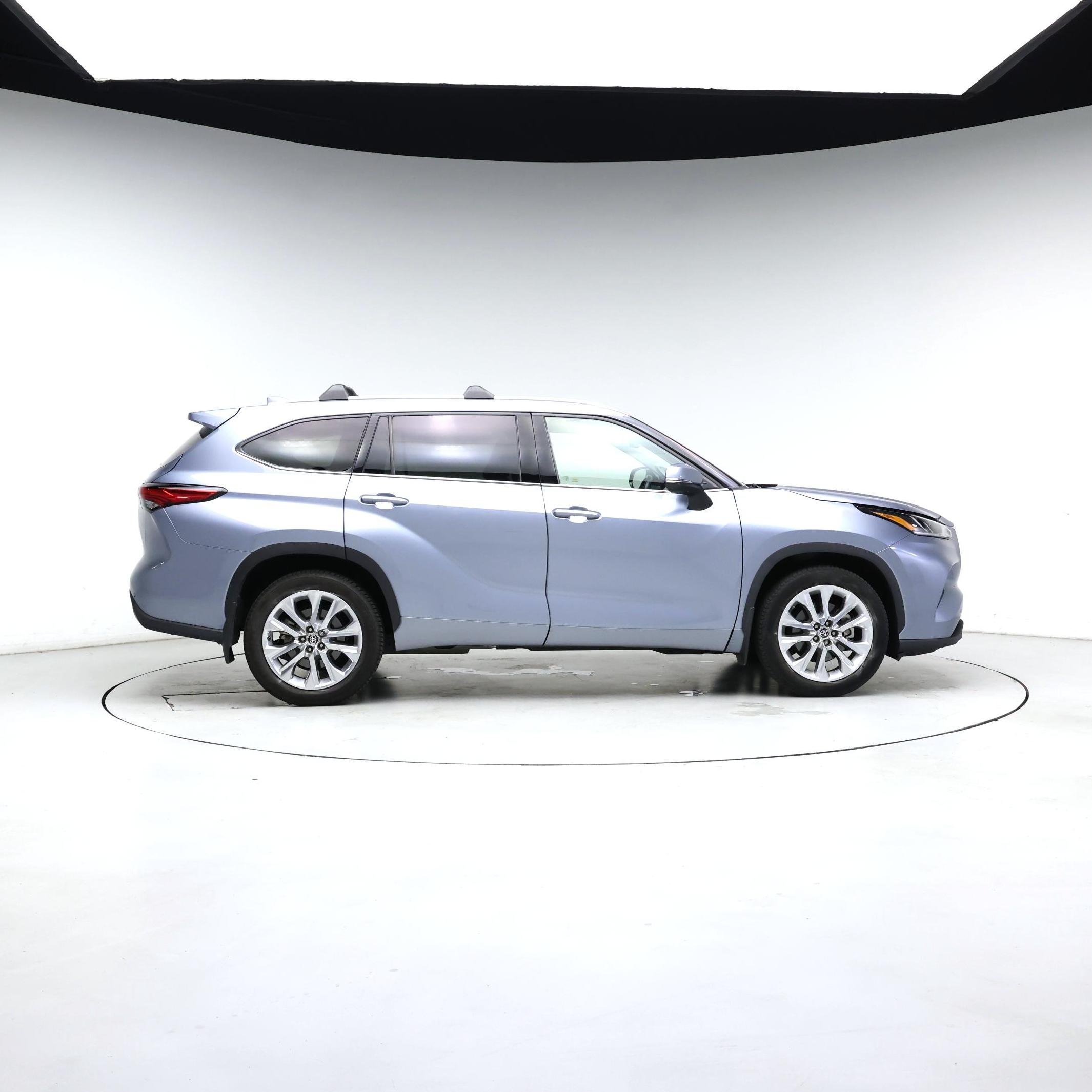 Thumbnail: 2020 Toyota Highlander - 7