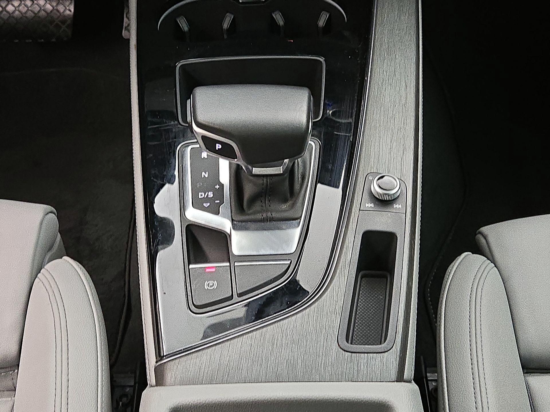 Thumbnail: 2021 Audi A4 - 18