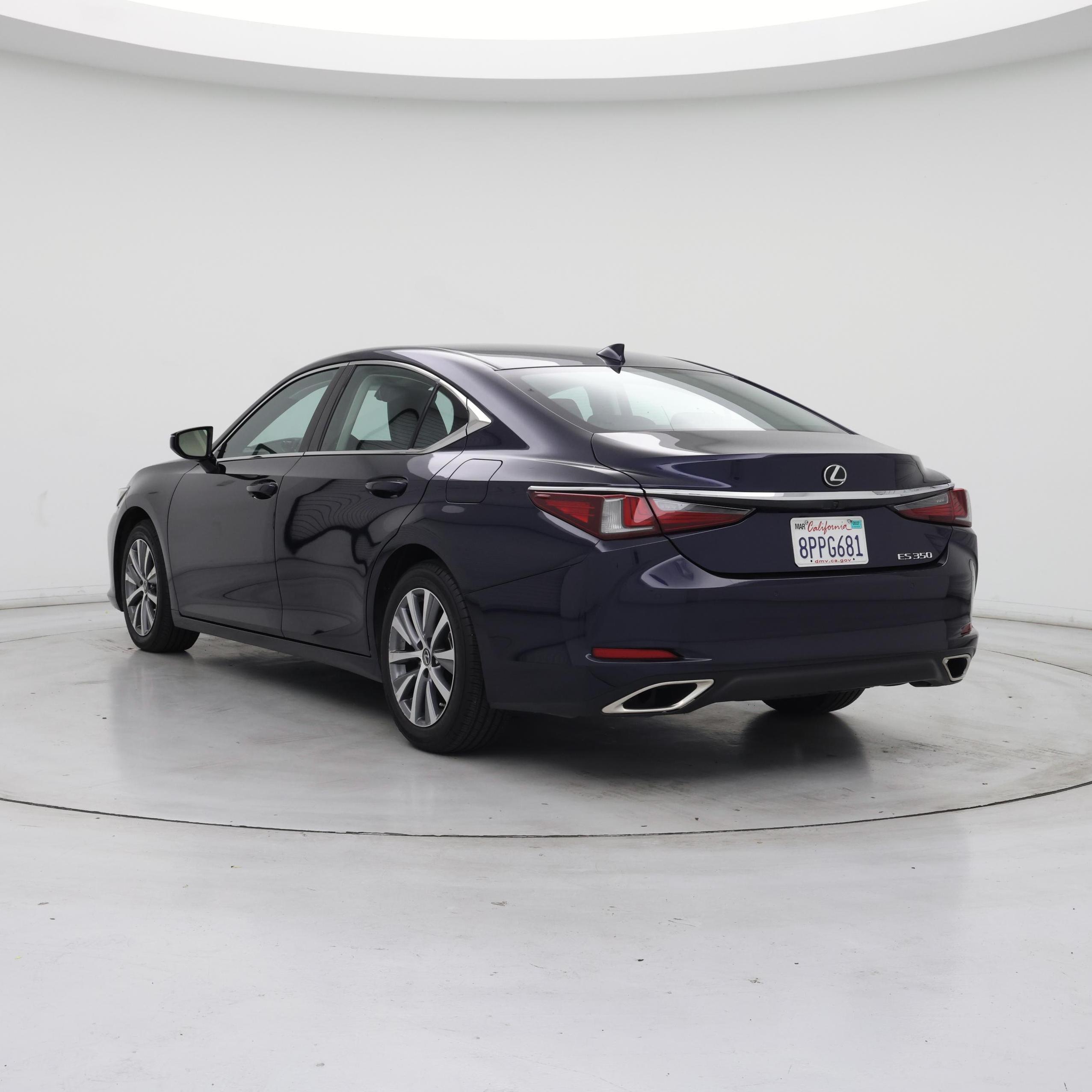 Thumbnail: 2020 Lexus ES - 2