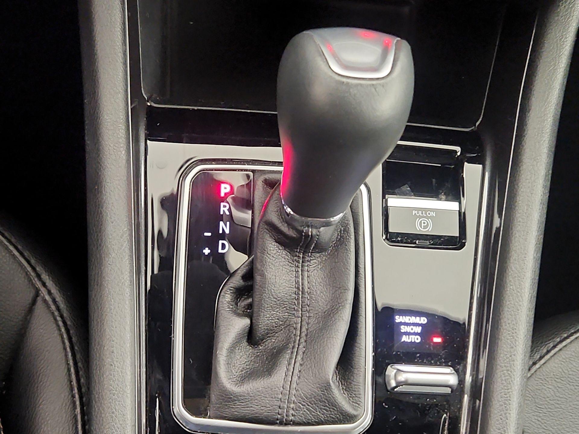 Thumbnail: 2023 Jeep Compass - 17