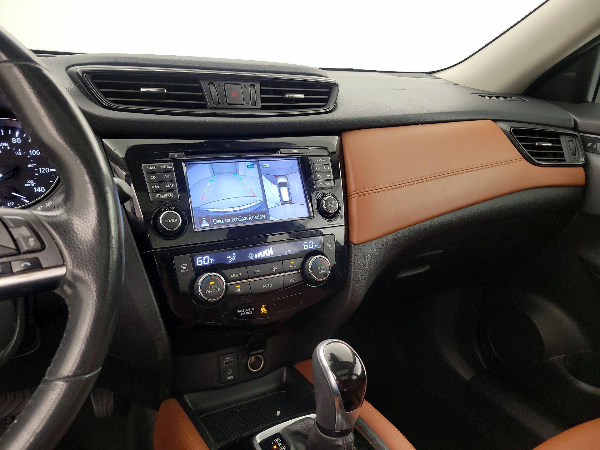 Thumbnail: 2017 Nissan Rogue - 15