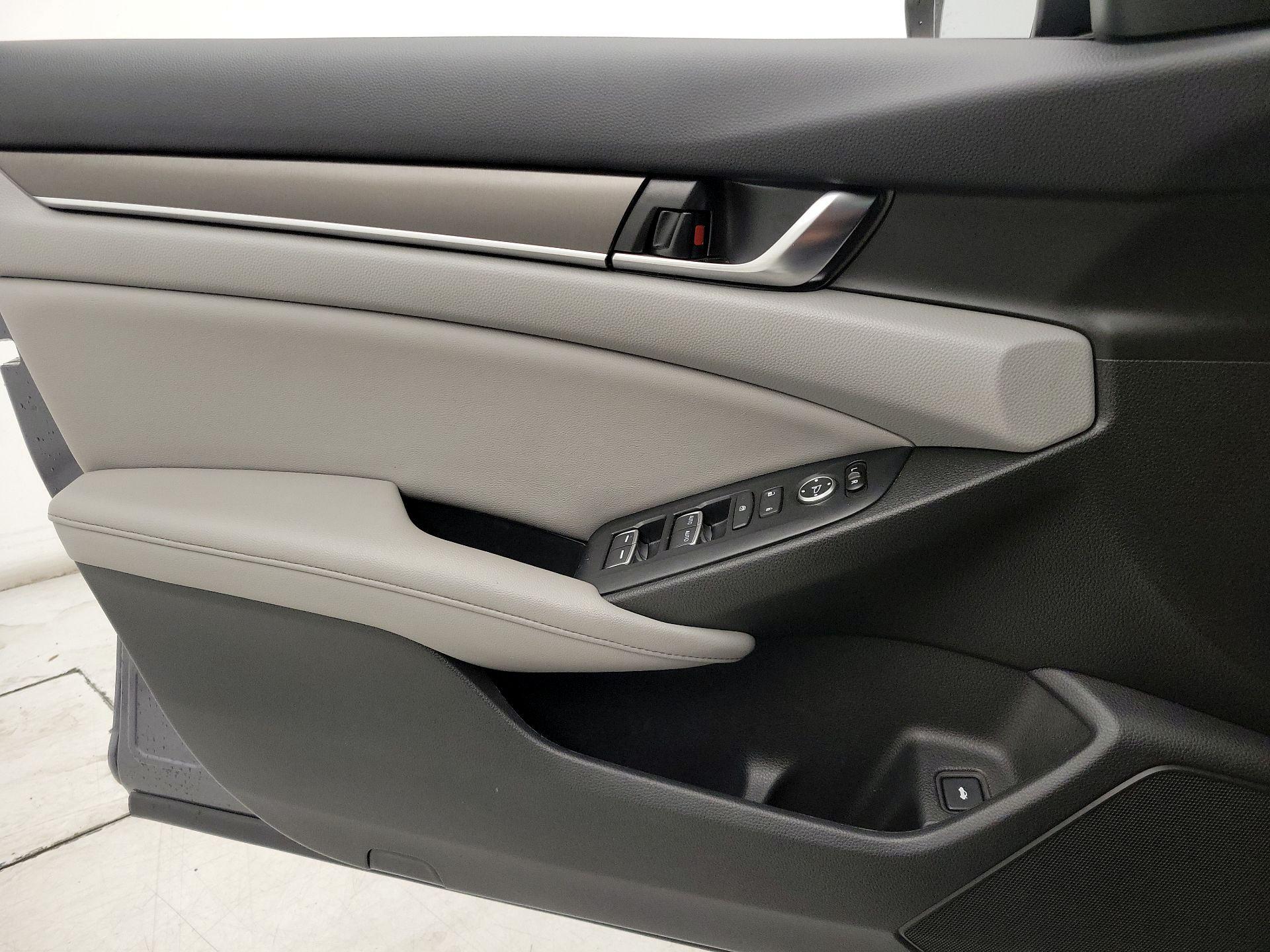 Thumbnail: 2020 Honda Accord - 12
