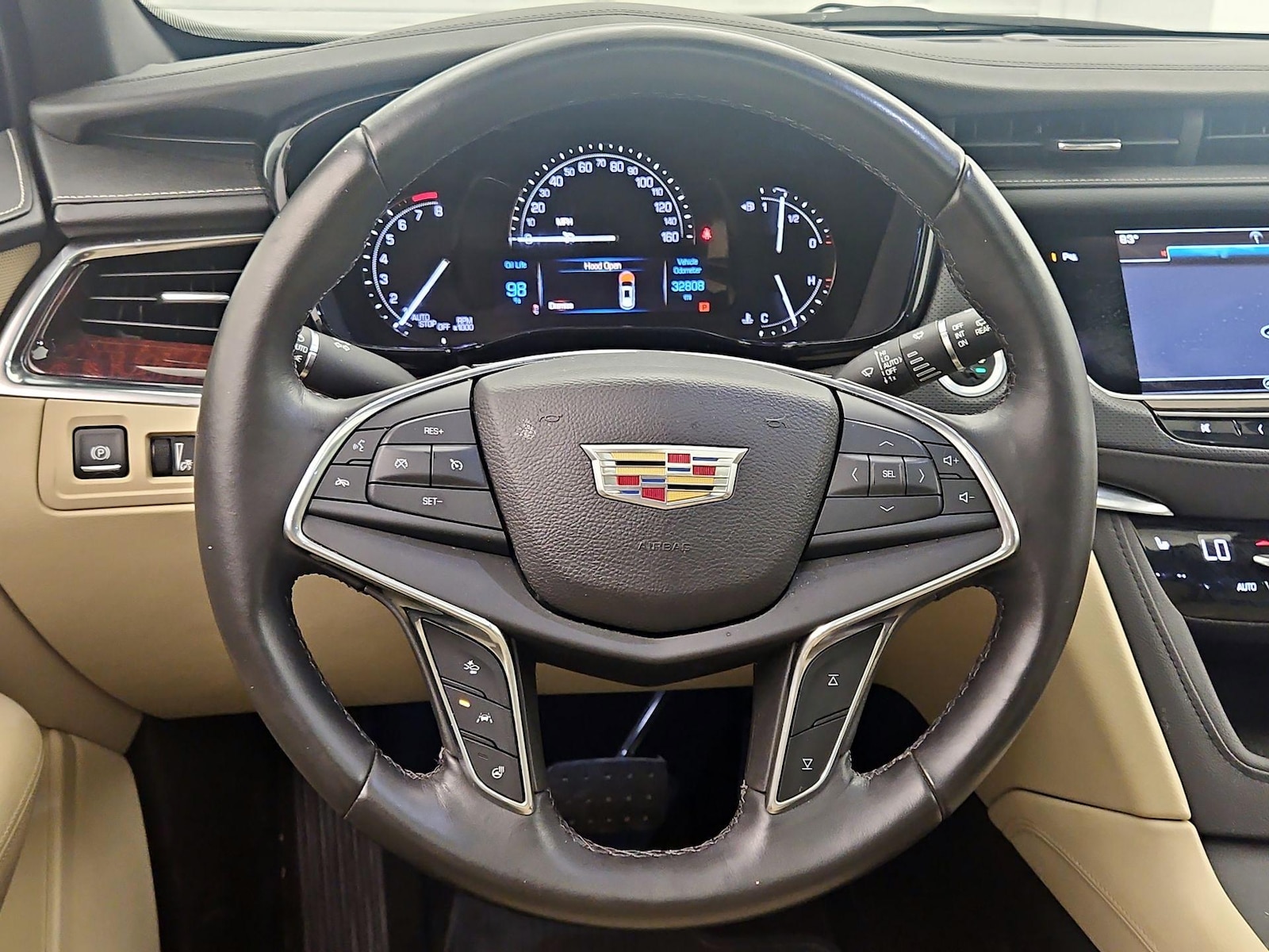 2017 Cadillac XT5 Luxury - Photo 11