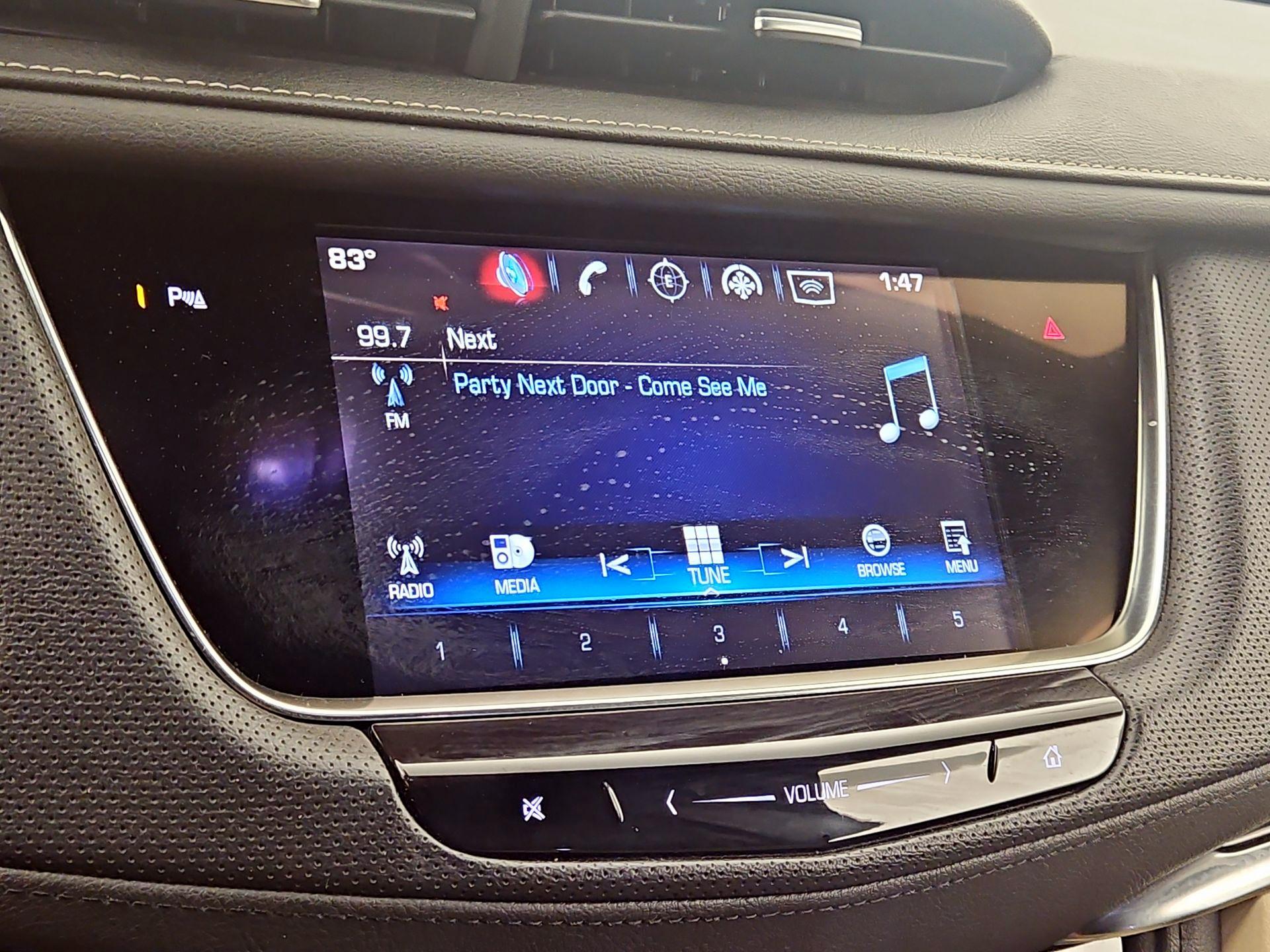 Thumbnail: 2017 Cadillac XT5 - 16