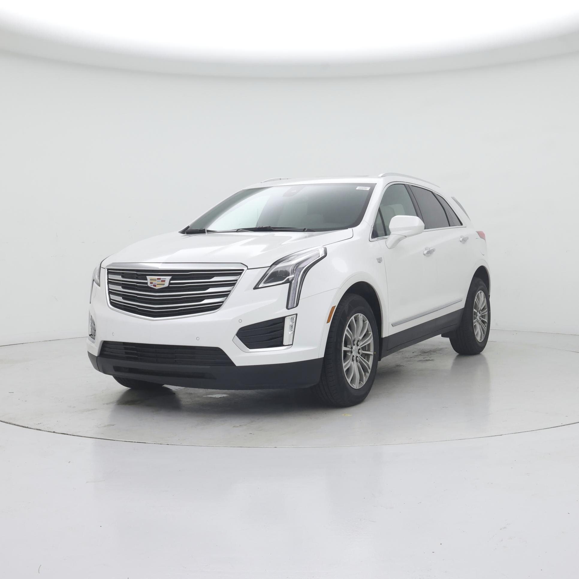 Thumbnail: 2017 Cadillac XT5 - 4