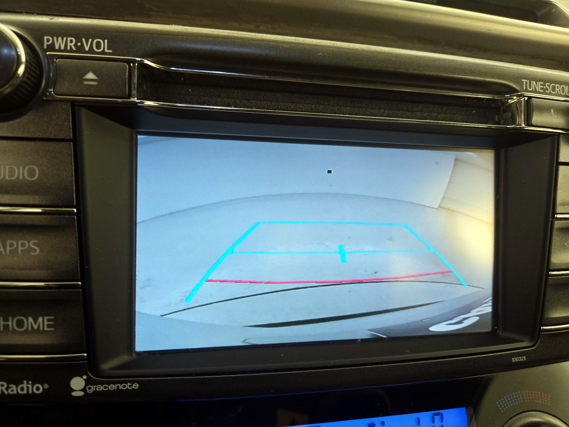 Thumbnail: 2015 Toyota RAV4 - 14